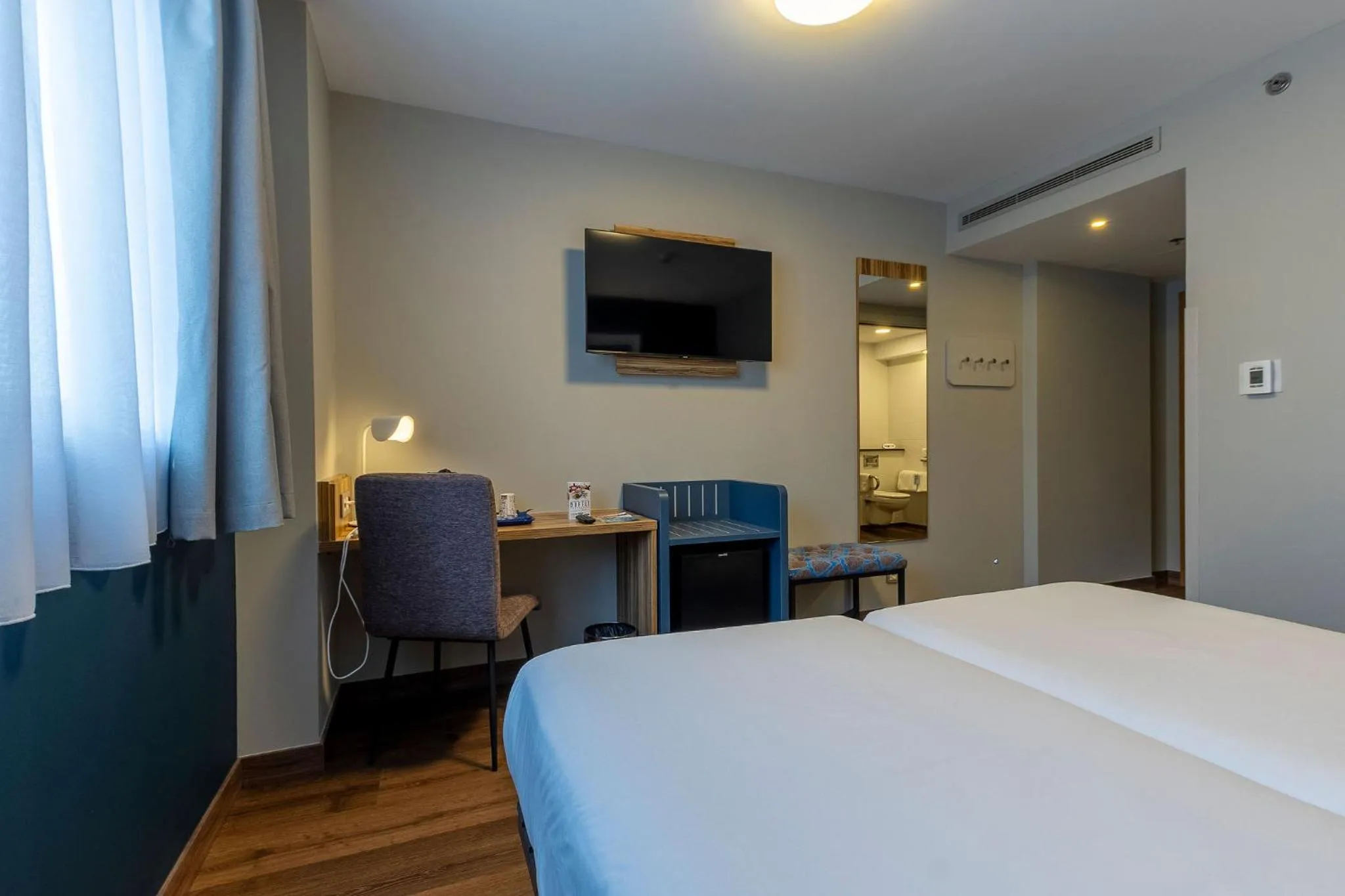 Bed in Travelodge Barcelona Poblenou