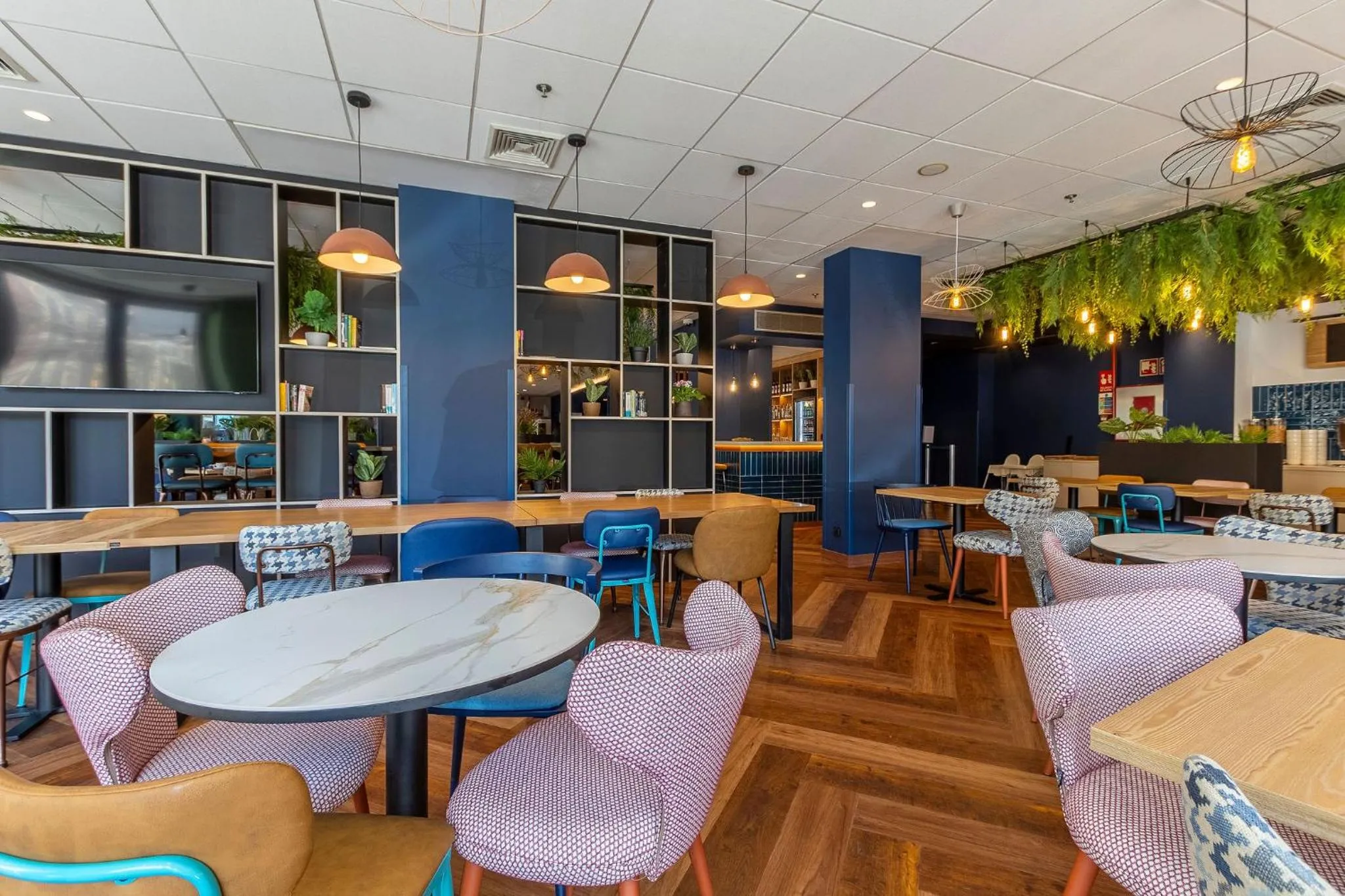 Restaurant/places to eat in Travelodge Barcelona Poblenou