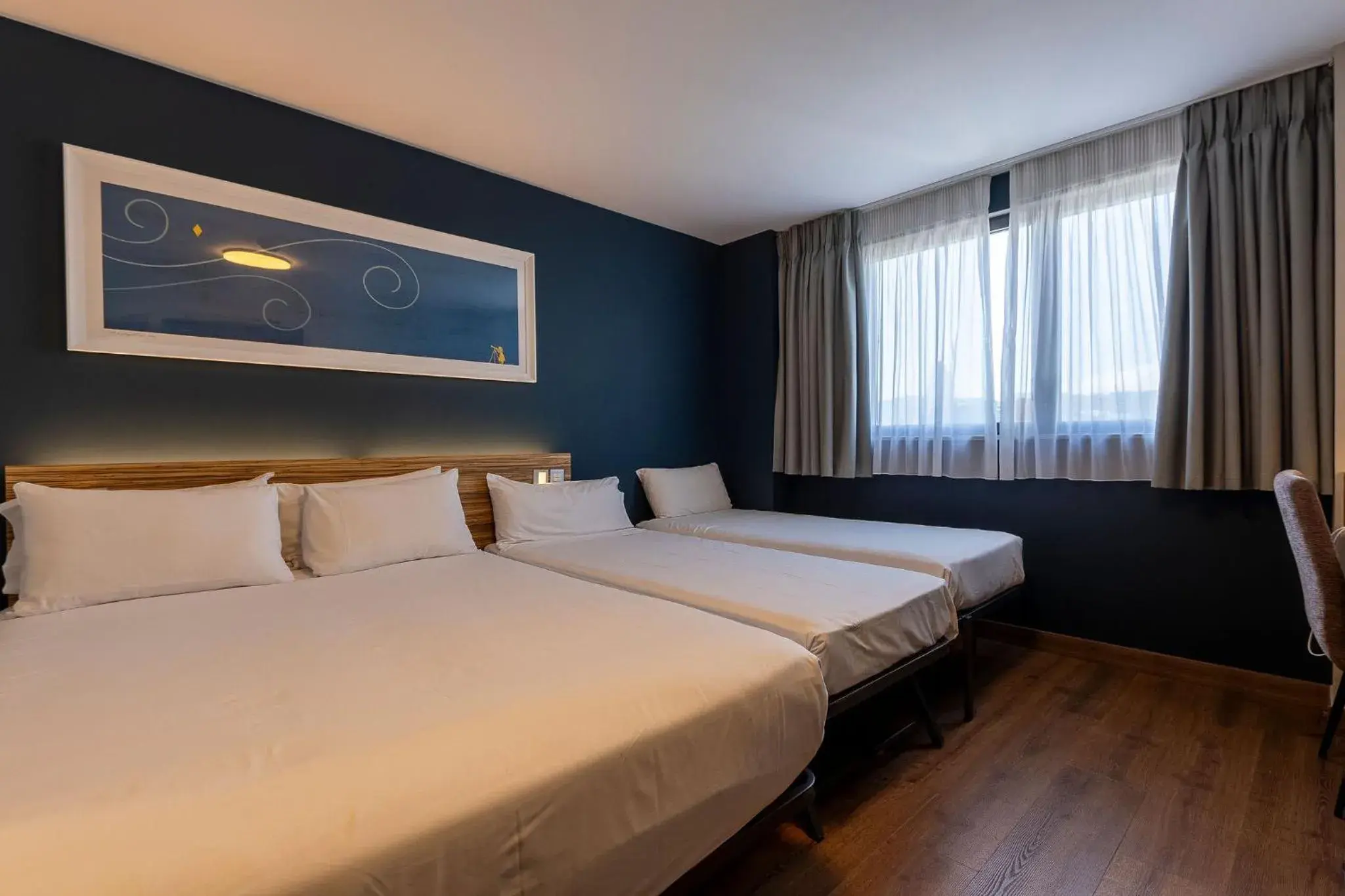 Bed in Travelodge Barcelona Poblenou Bed in Travelodge Barcelona Poblenou