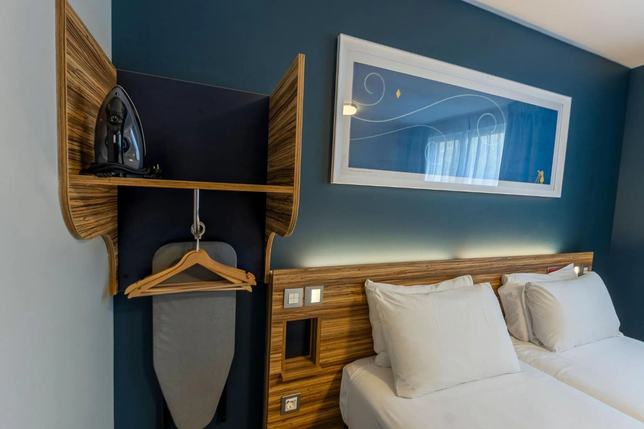 Bed in Travelodge Barcelona Poblenou