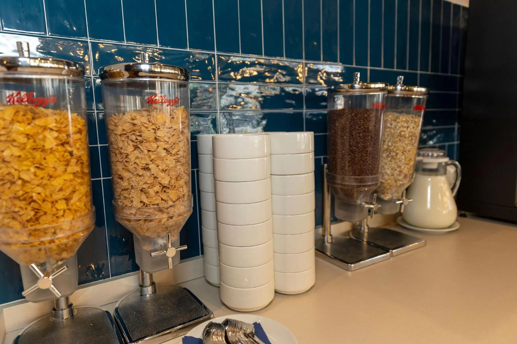 Buffet breakfast in Travelodge Barcelona Poblenou