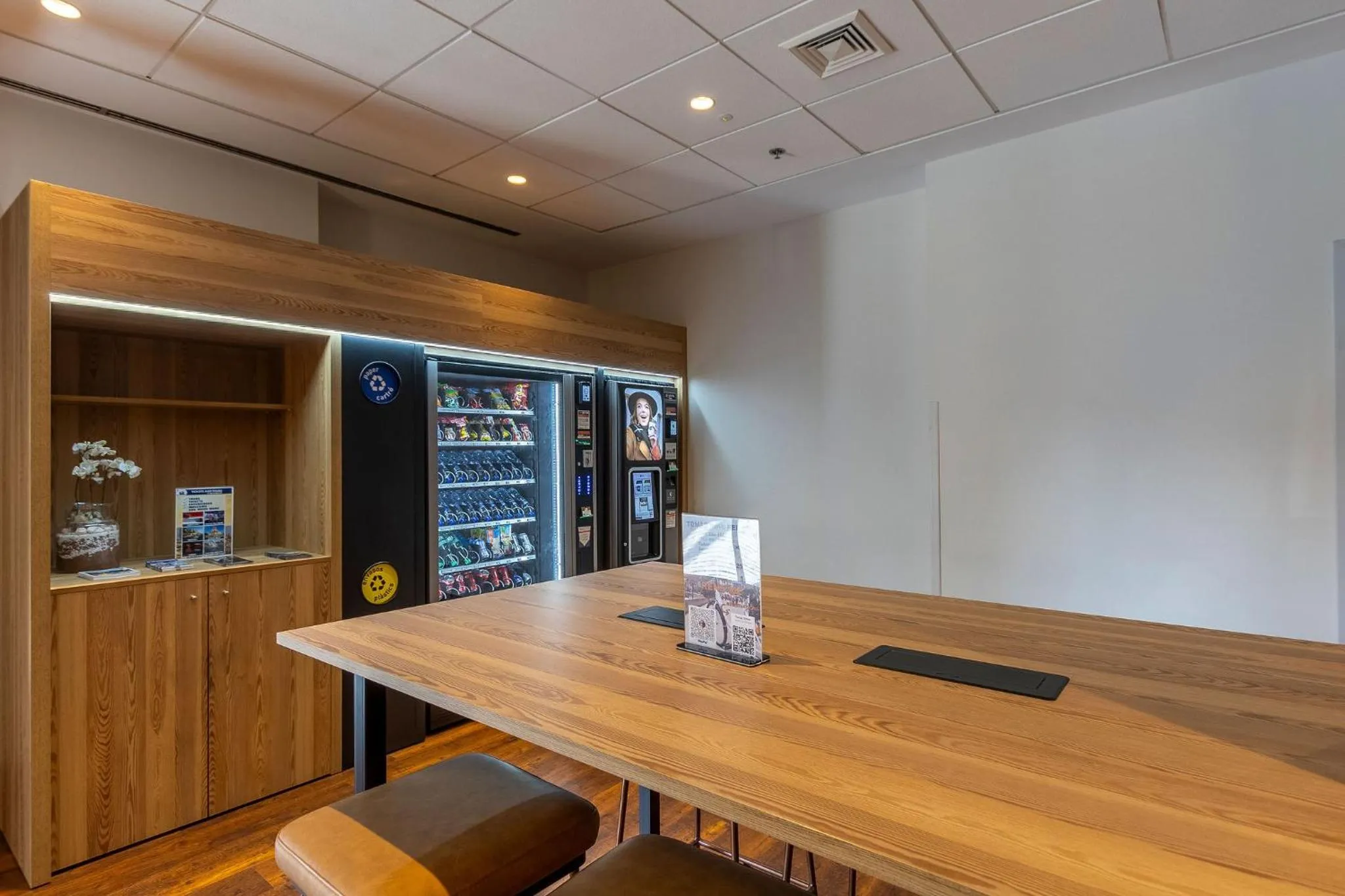 Lobby or reception in Travelodge Barcelona Poblenou