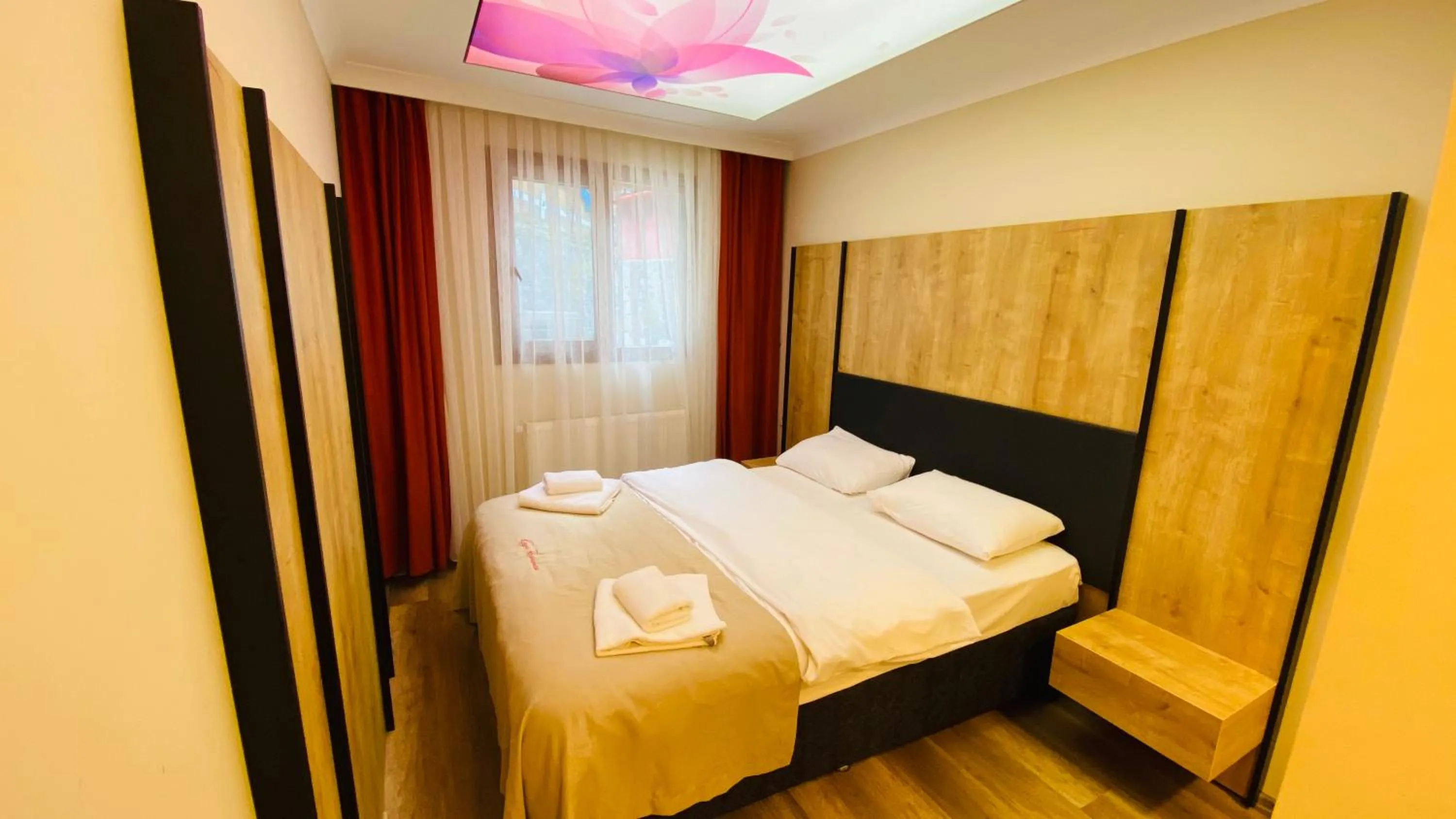 Bed in Kaya Residence