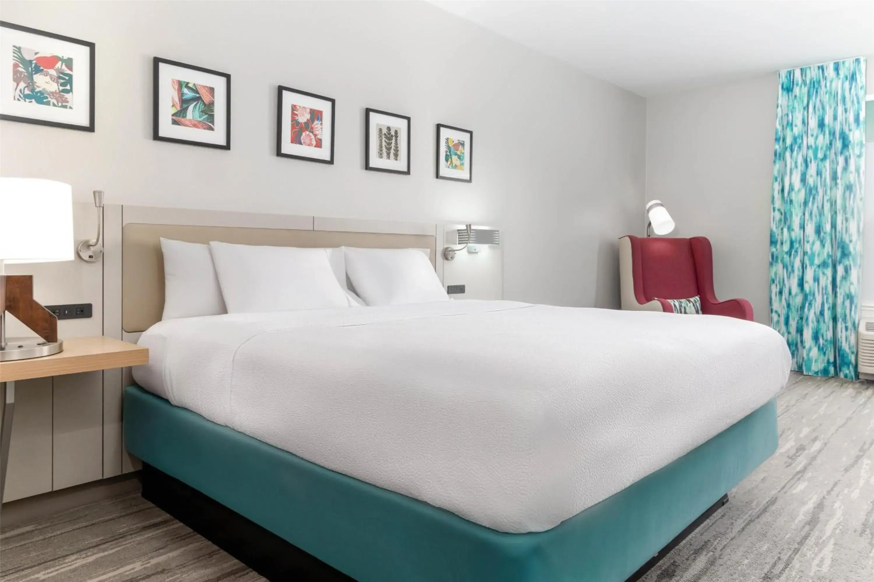 King Room - Hearing Access in Hilton Garden Inn Ontario Rancho Cucamonga King Room - Hearing Access in Hilton Garden Inn Ontario Rancho Cucamonga