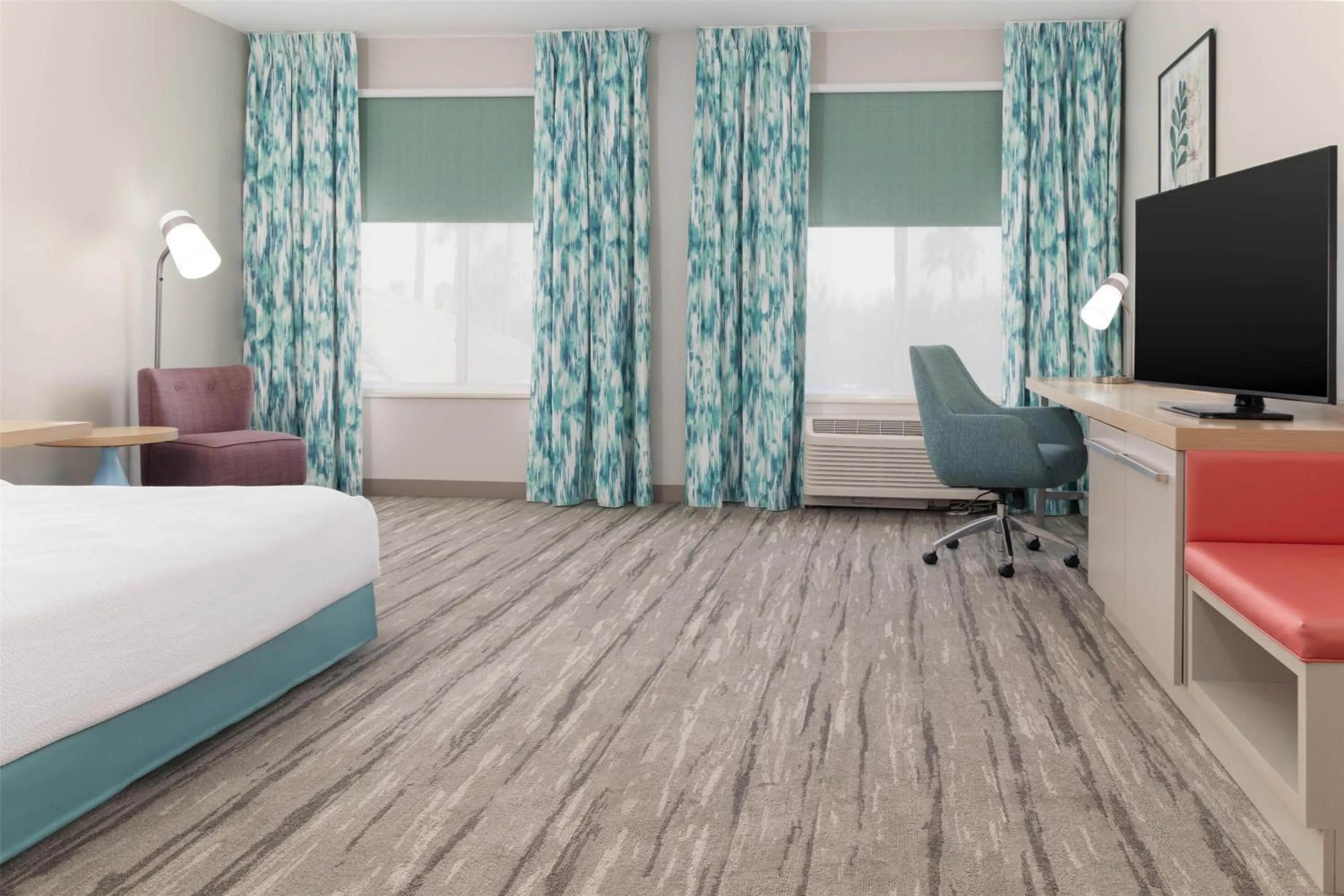 Bed in Hilton Garden Inn Ontario Rancho Cucamonga