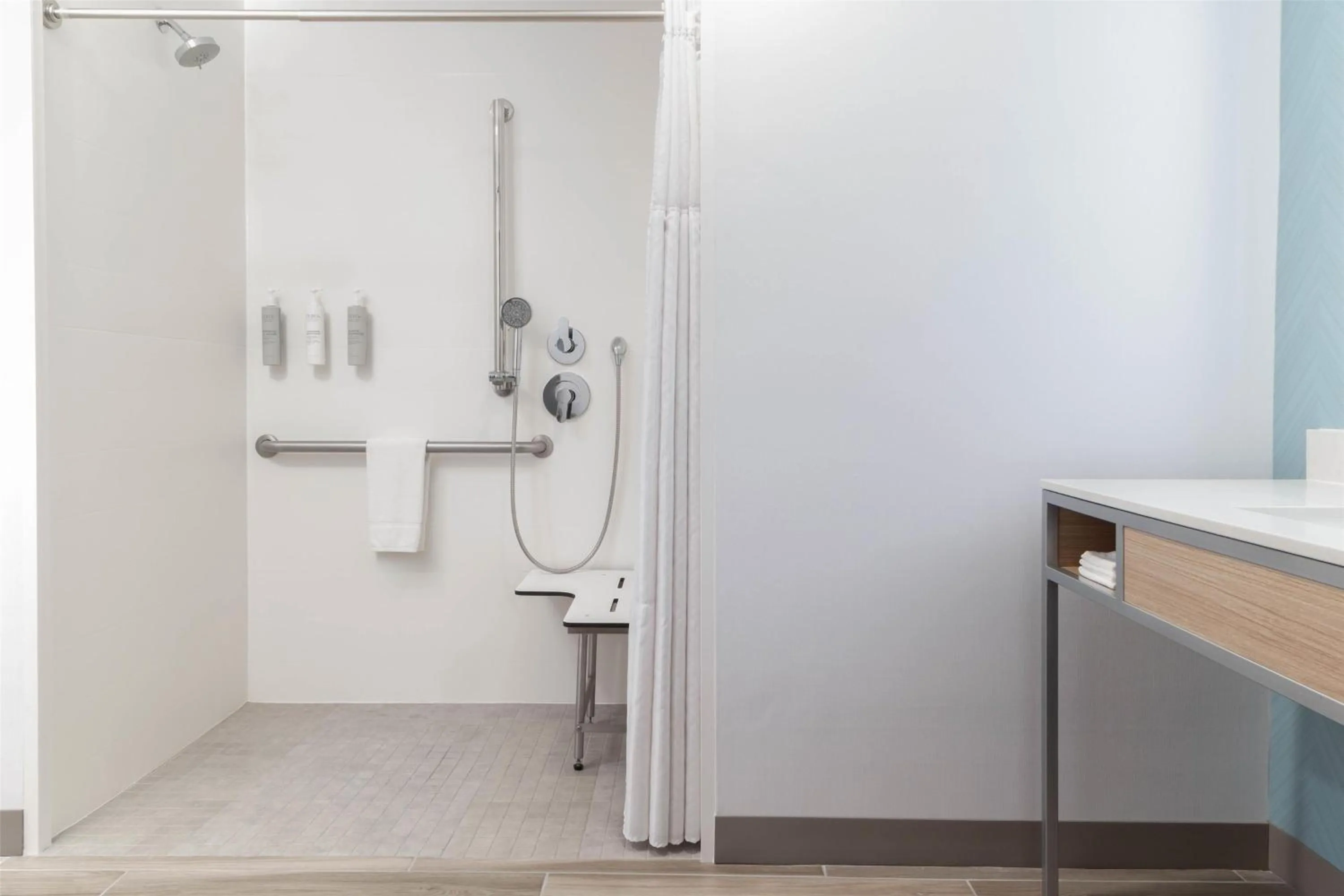 Bathroom in Hilton Garden Inn Ontario Rancho Cucamonga