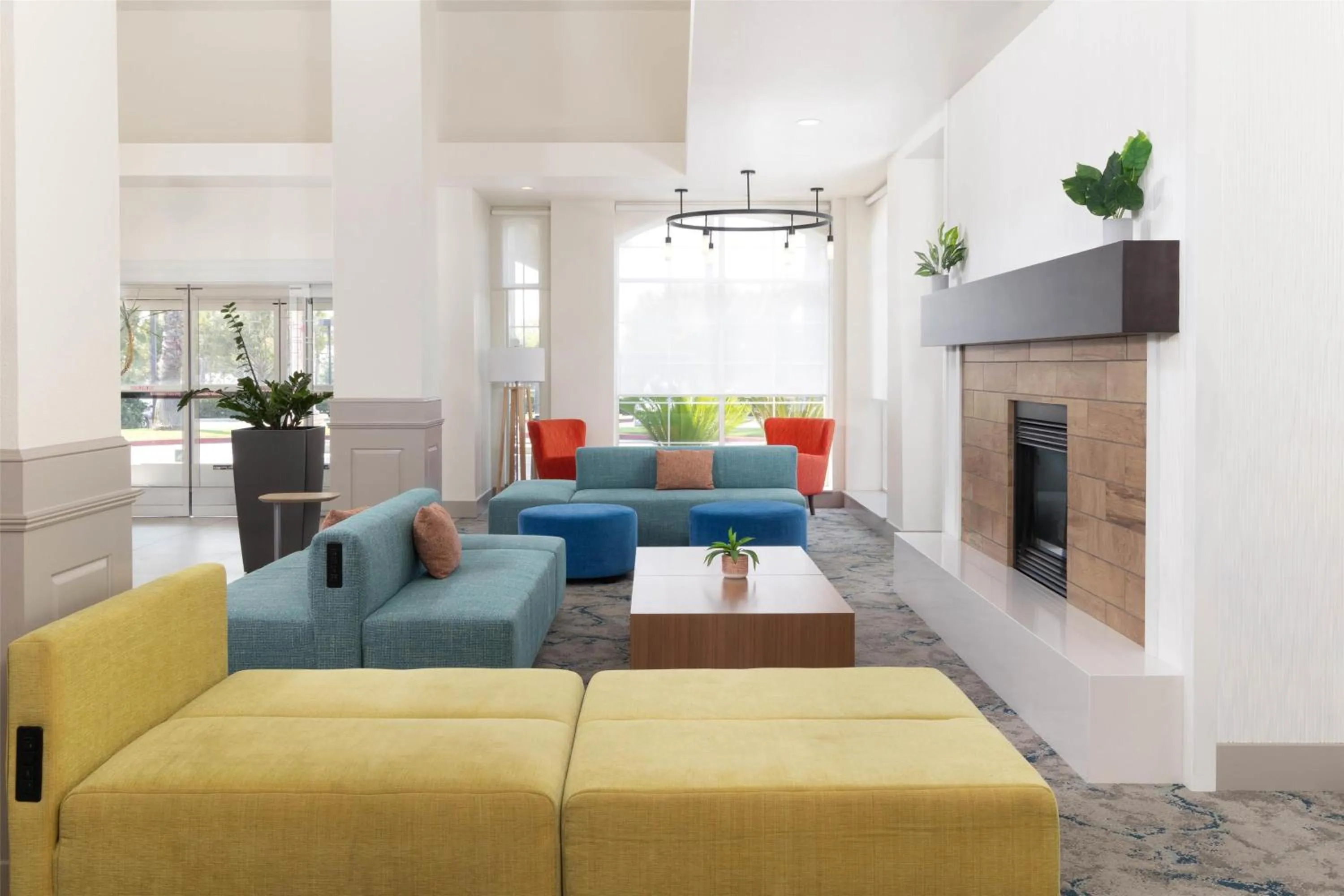 Lobby or reception in Hilton Garden Inn Ontario Rancho Cucamonga