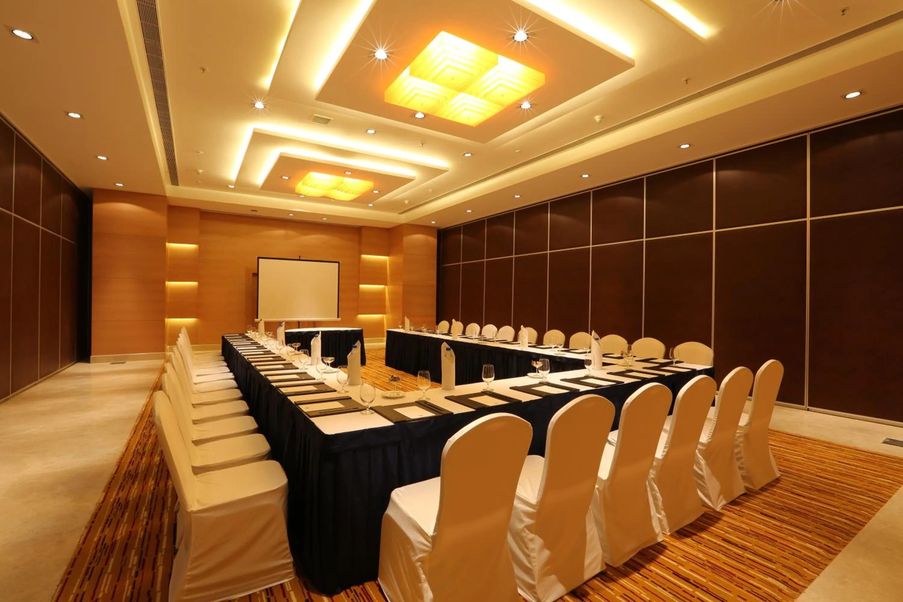 Banquet/Function facilities in Mysore County Retreat