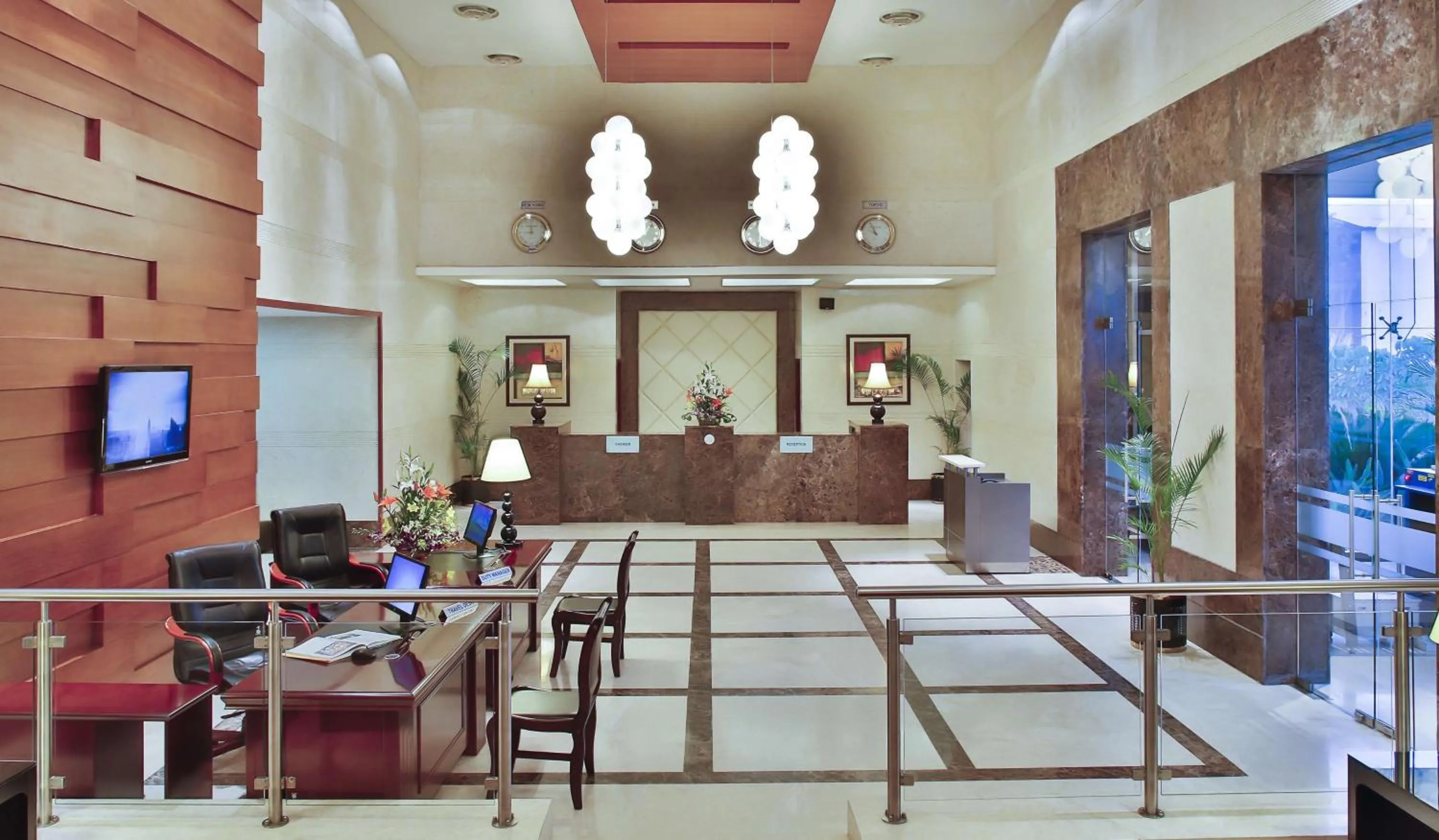 Lobby or reception in Mysore County Retreat