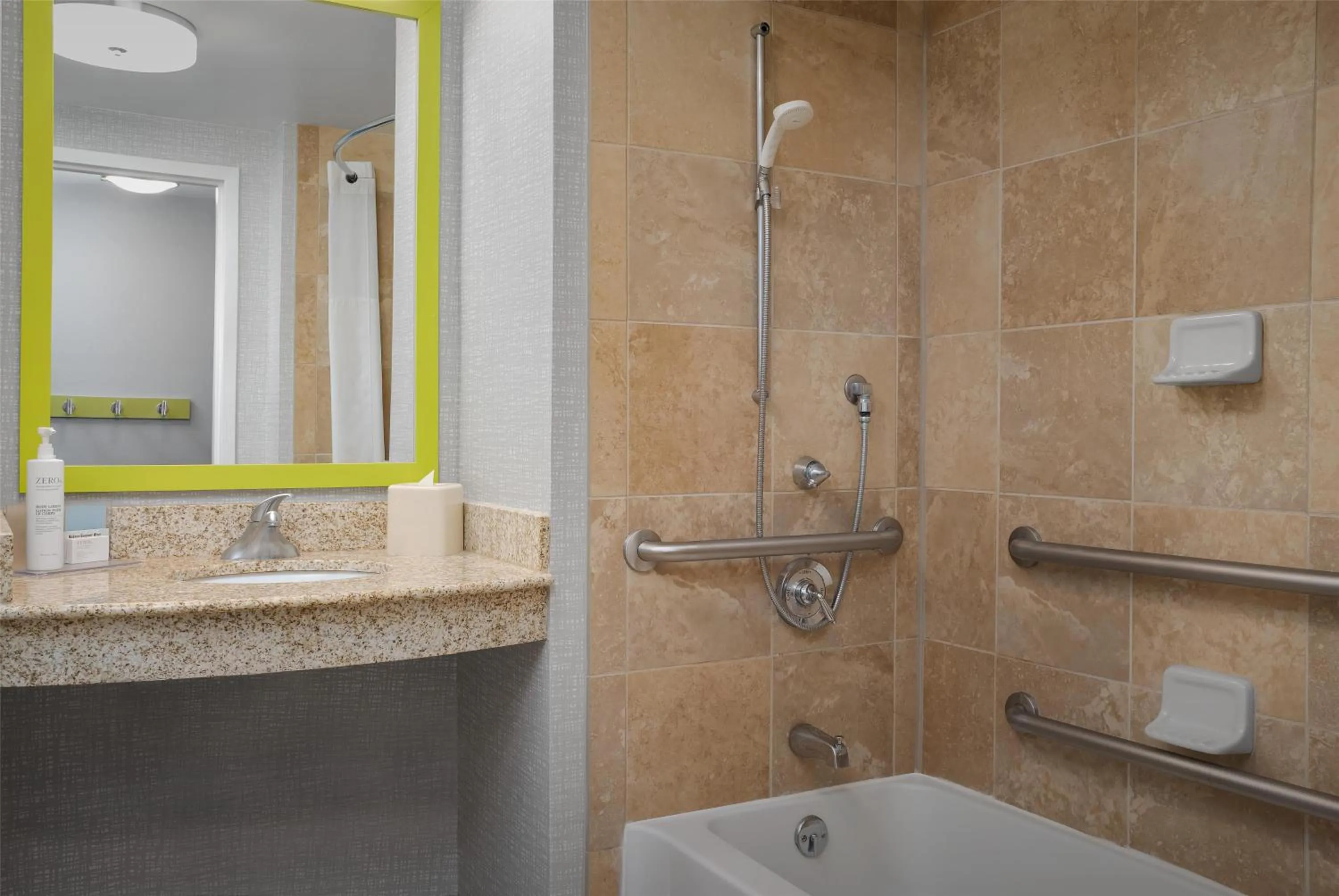 Bathroom in Hampton Inn & Suites Omaha-Downtown