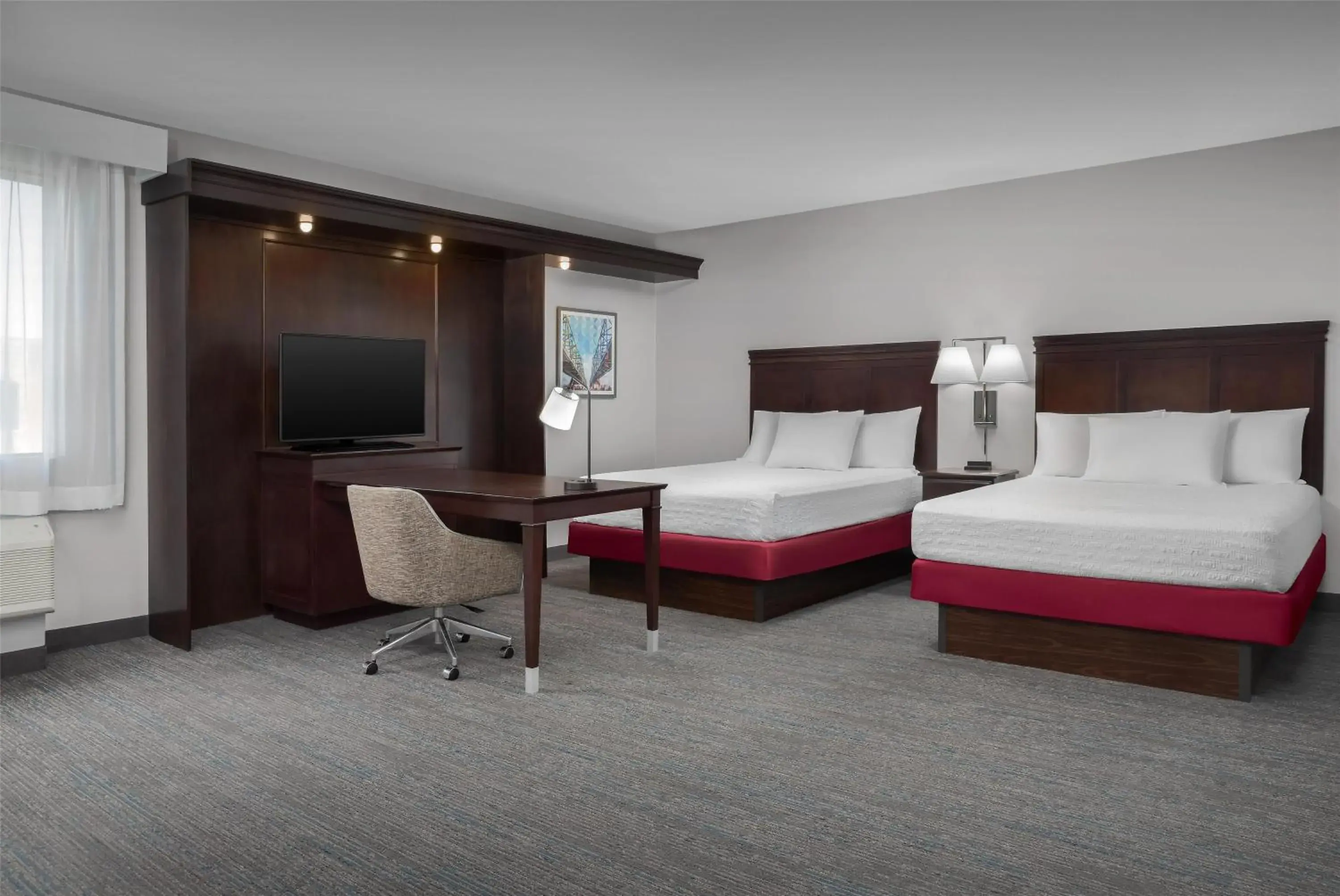 Bedroom, Bed in Hampton Inn & Suites Omaha-Downtown Bedroom, Bed in Hampton Inn & Suites Omaha-Downtown