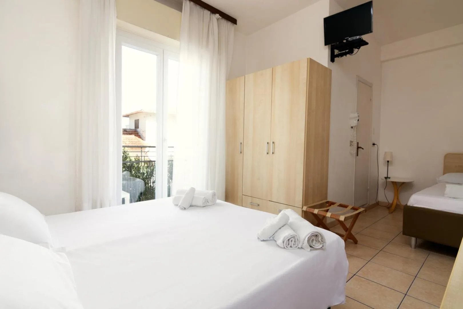 Bedroom, Bed in Hotel Arlecchino Riccione