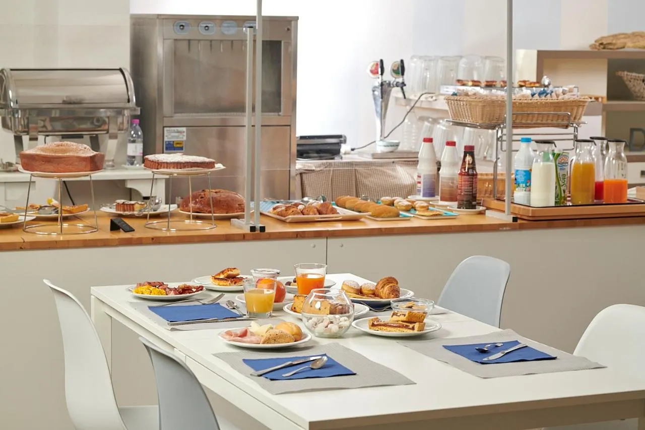 Breakfast in Hotel Arlecchino Riccione