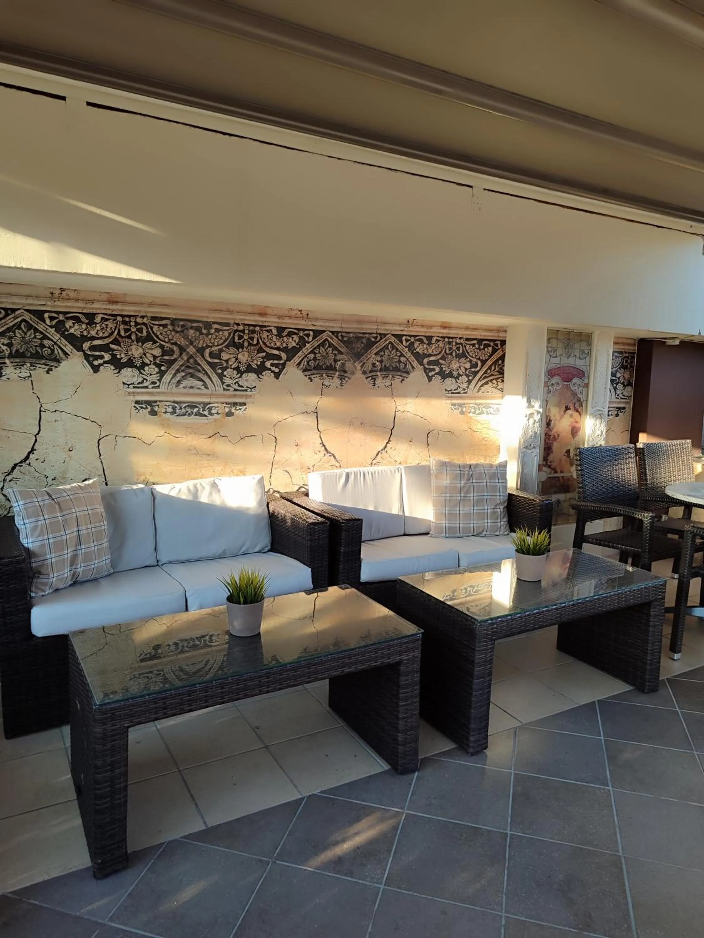 Hotel Prigipikon Suites and sofites