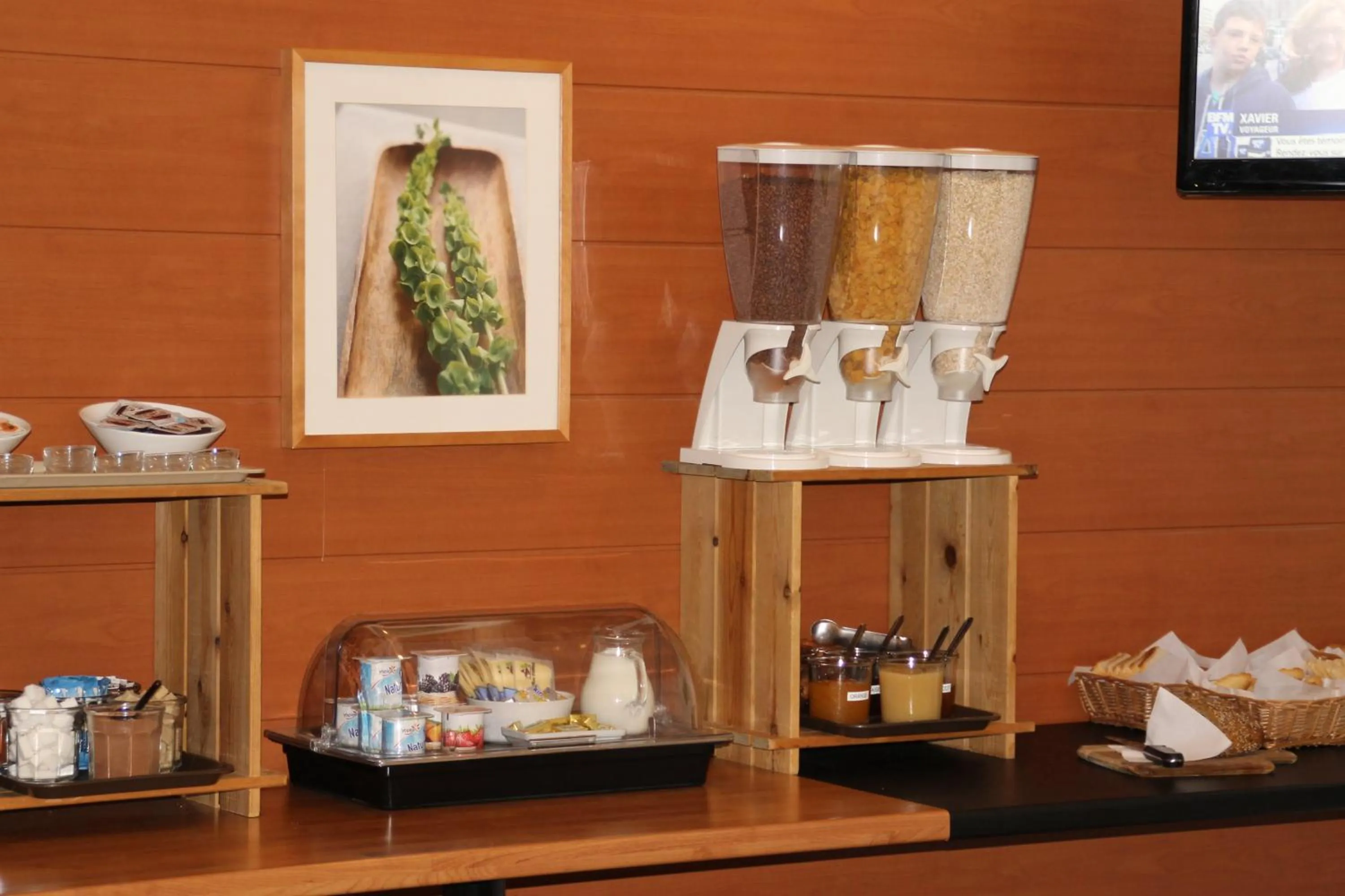 Continental breakfast in Hôtel Rivière