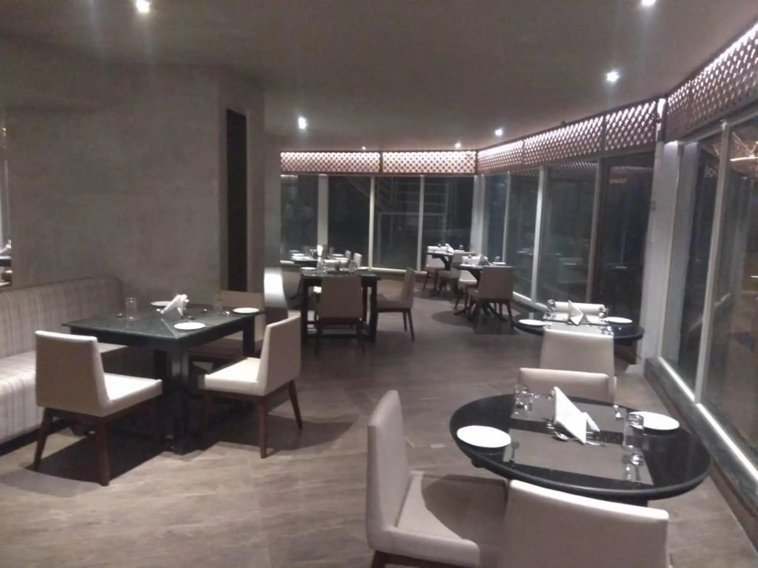 Restaurant/places to eat in Sinclairs Bayview Restaurant/places to eat in Sinclairs Bayview