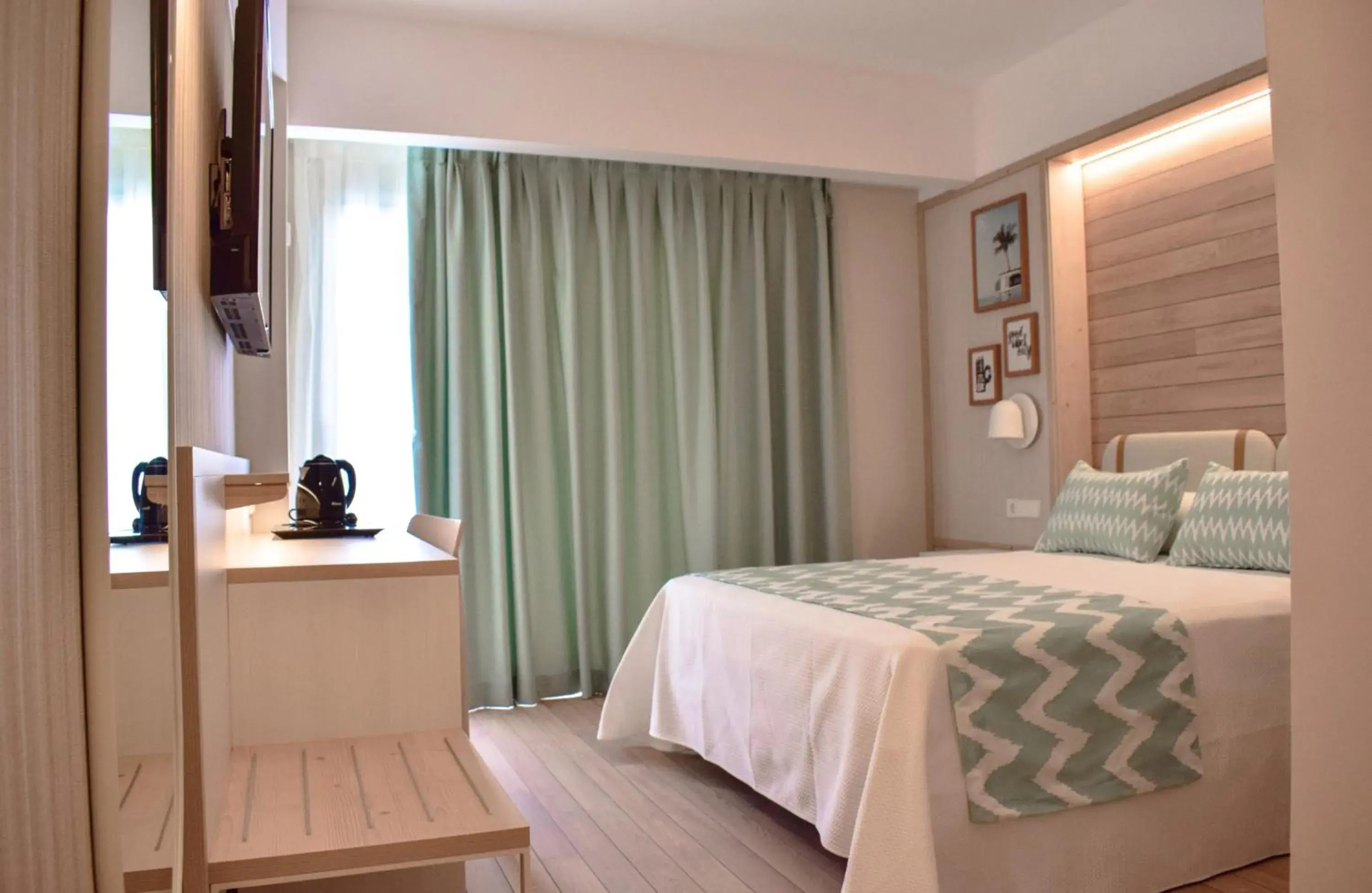 Bedroom, Bed in Ambassador Playa II Bedroom, Bed in Ambassador Playa II