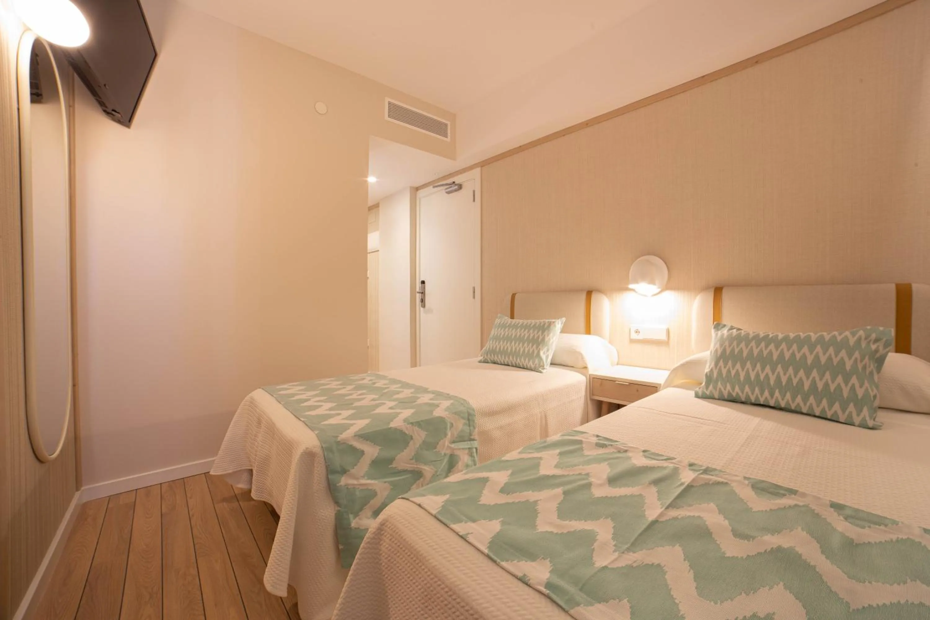 Bedroom, Bed in Ambassador Playa II