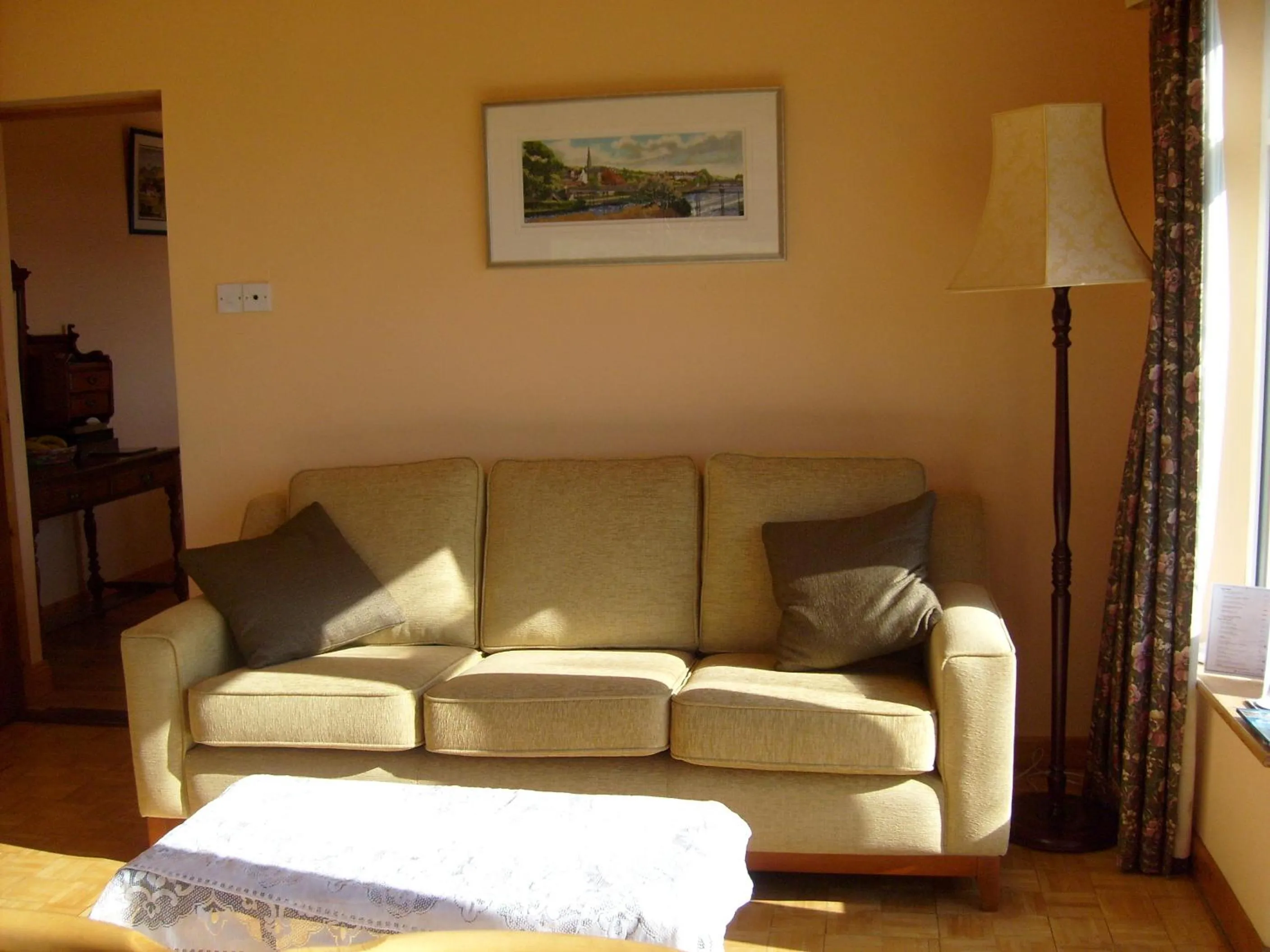 Day in Seafield Farmhouse