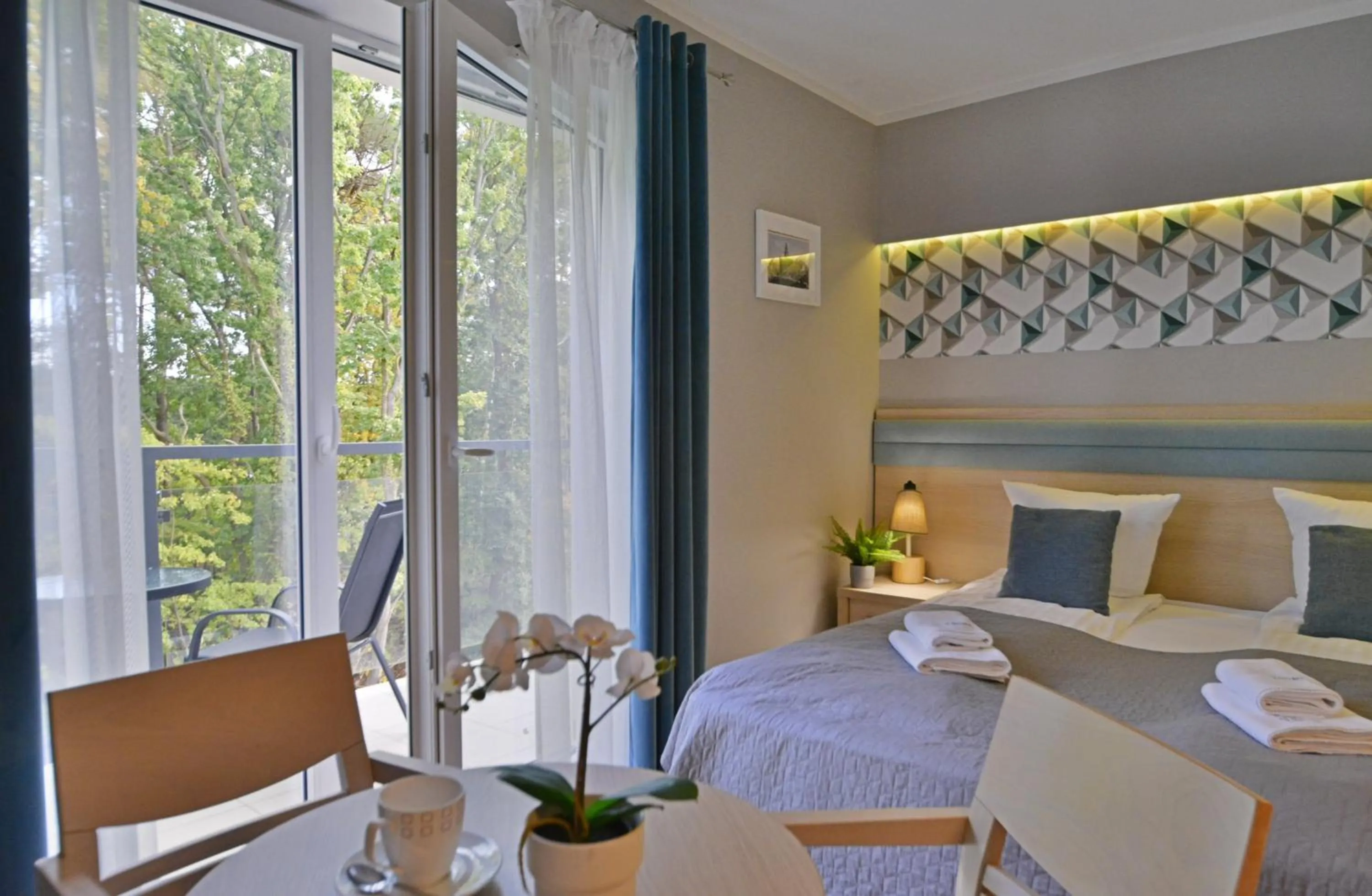 Bedroom, Bed in Osiedle Cesarskie Apartamenty - Parking - Apartamenty Bryza