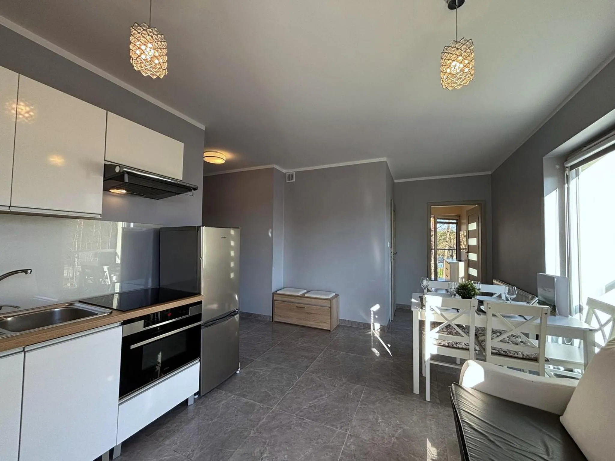 Kitchen or kitchenette in Osiedle Cesarskie Apartamenty - Parking - Apartamenty Bryza