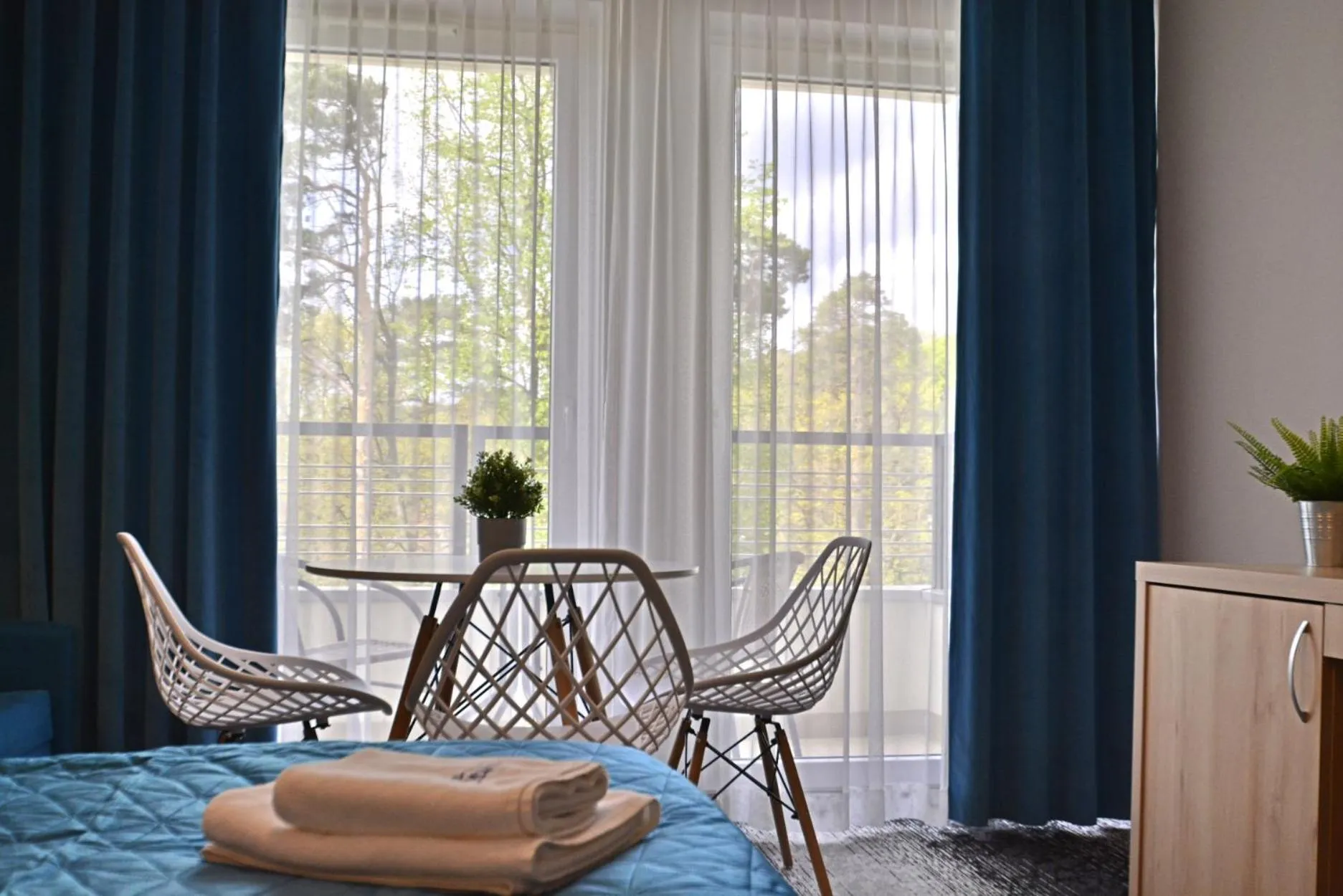 Living room in Osiedle Cesarskie Apartamenty - Parking - Apartamenty Bryza