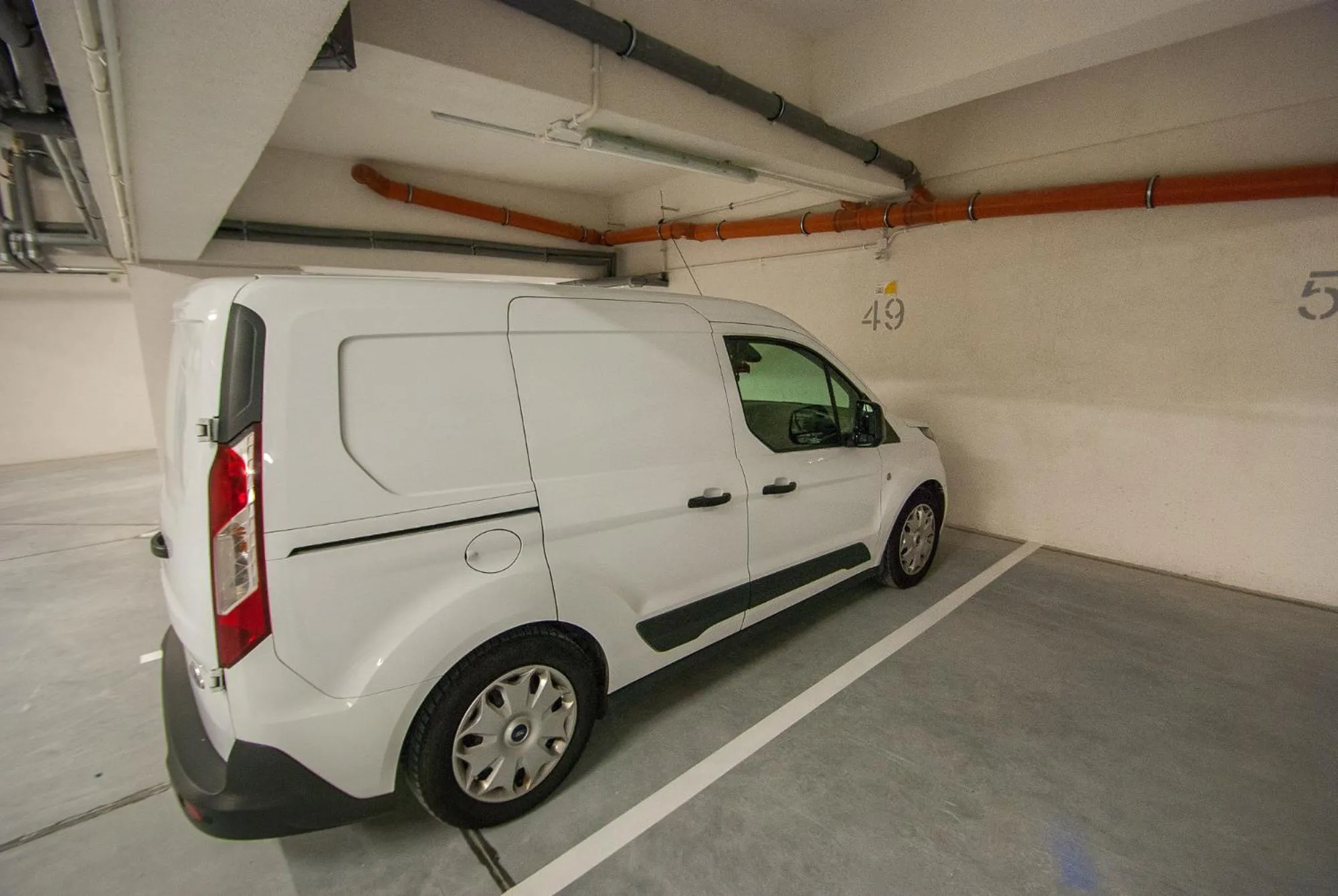 Area and facilities in Osiedle Cesarskie Apartamenty - Parking - Apartamenty Bryza