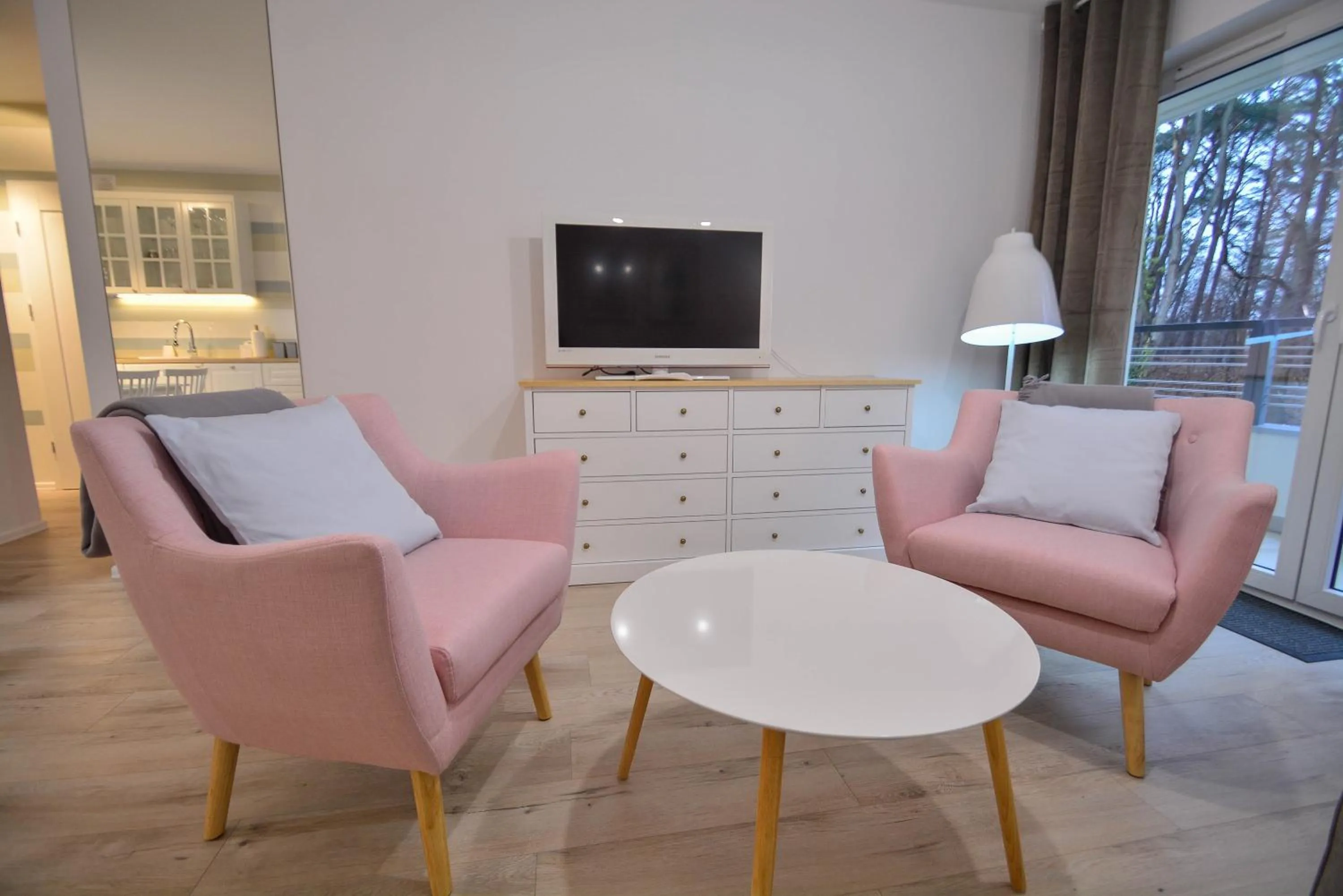 Seating area in Osiedle Cesarskie Apartamenty - Parking - Apartamenty Bryza