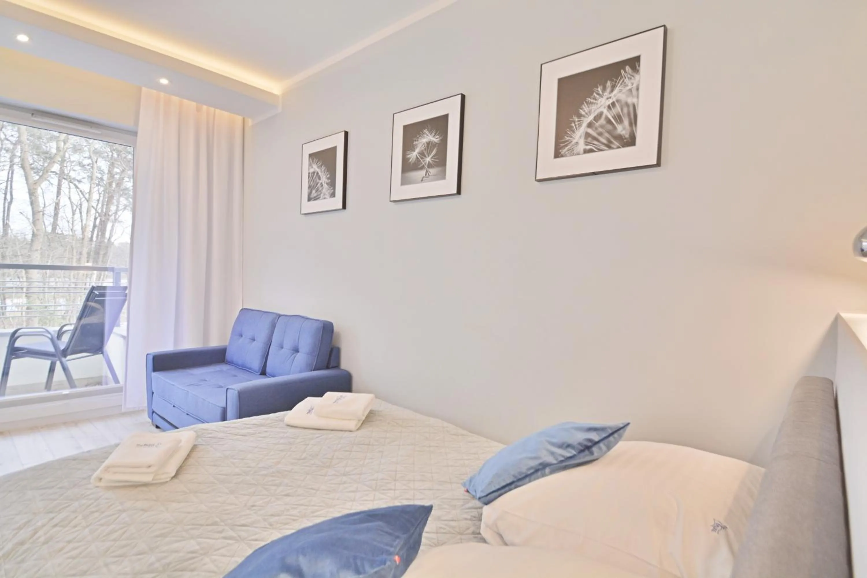 Photo of the whole room, Bed in Osiedle Cesarskie Apartamenty - Parking - Apartamenty Bryza