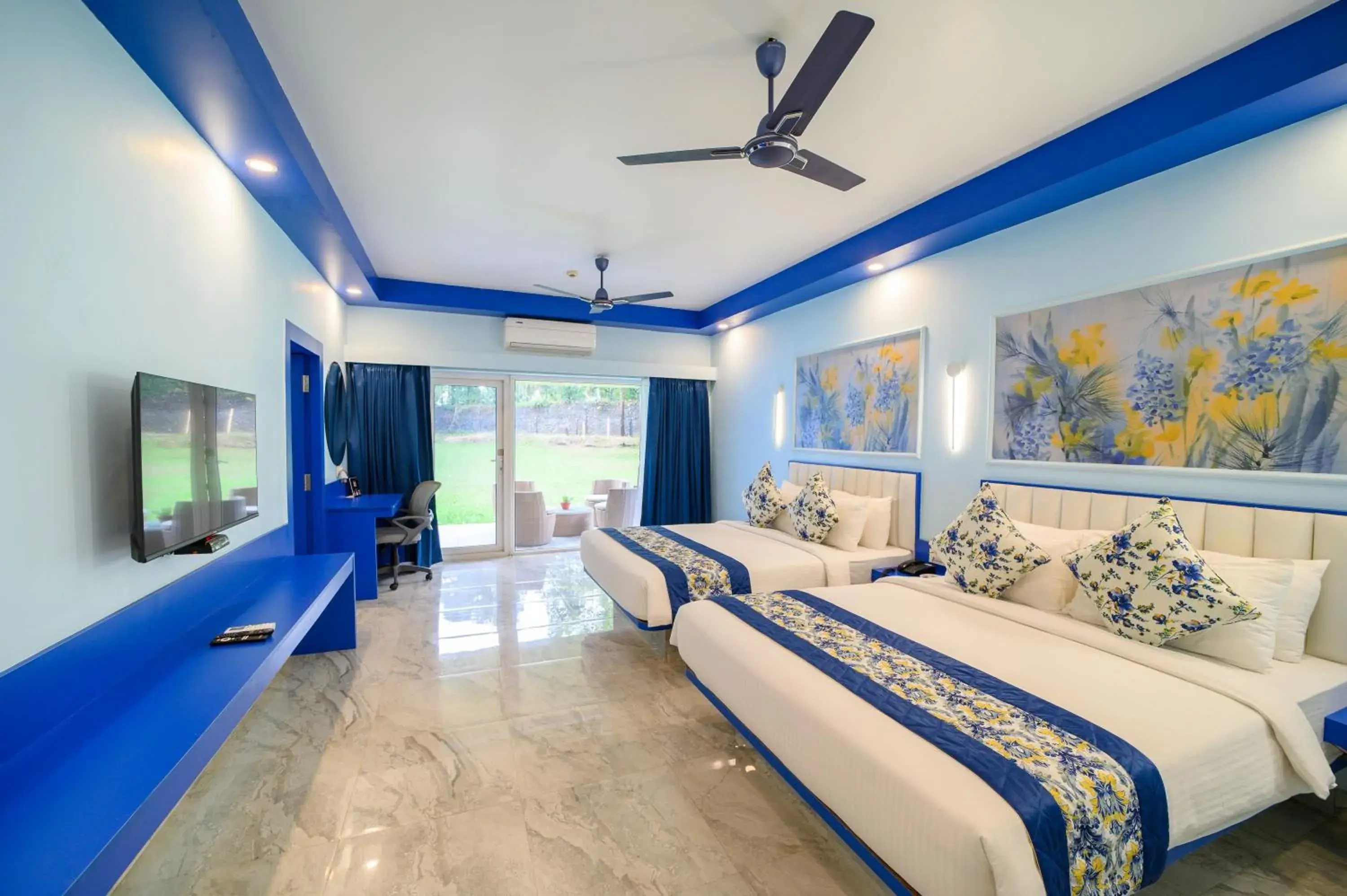 Bedroom, Bed in Sinclairs Retreat Dooars, Chalsa Bedroom, Bed in Sinclairs Retreat Dooars, Chalsa