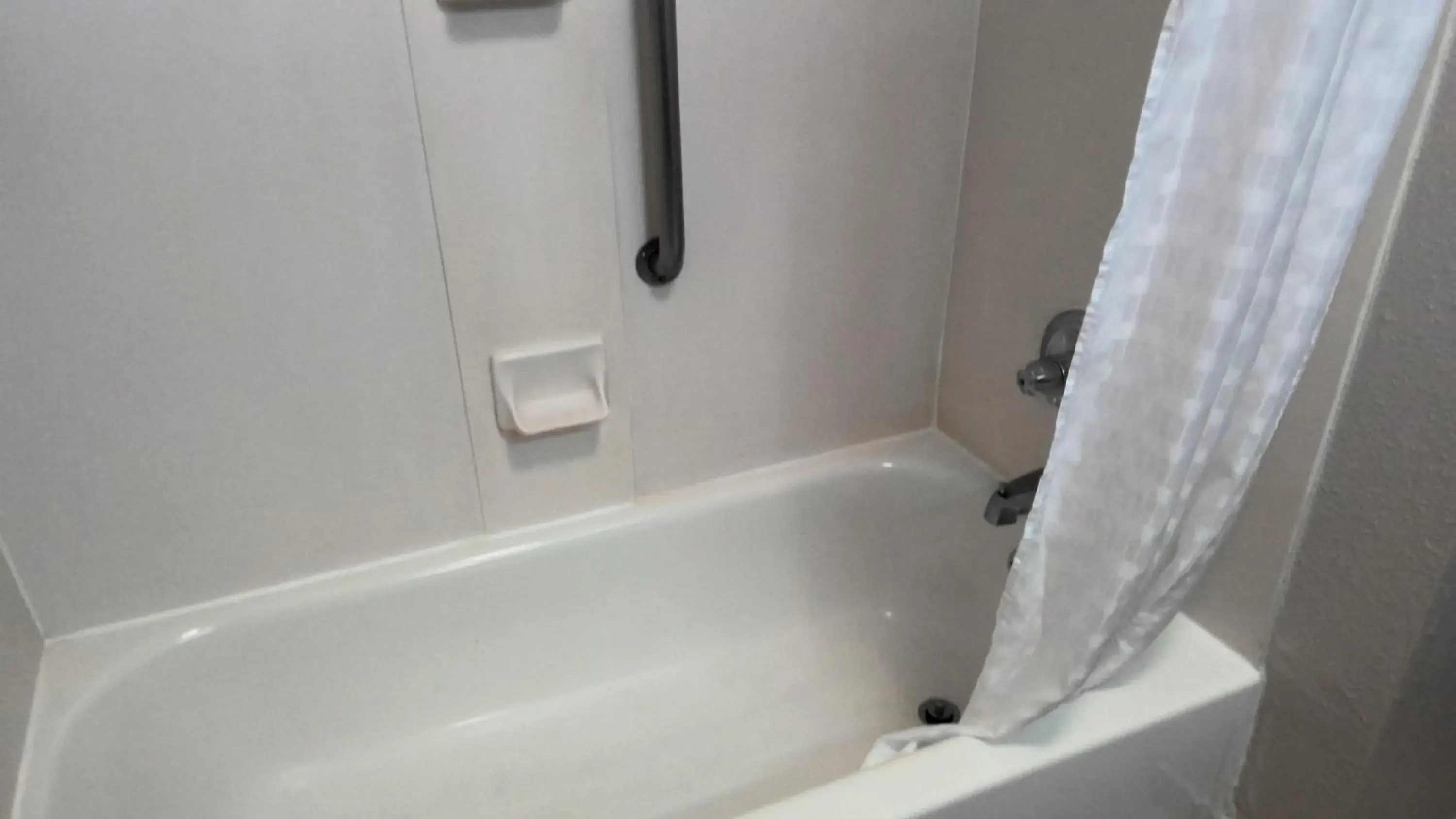 King Room - Non-Smoking in Baymont by Wyndham Oklahoma City/Quail Springs King Room - Non-Smoking in Baymont by Wyndham Oklahoma City/Quail Springs