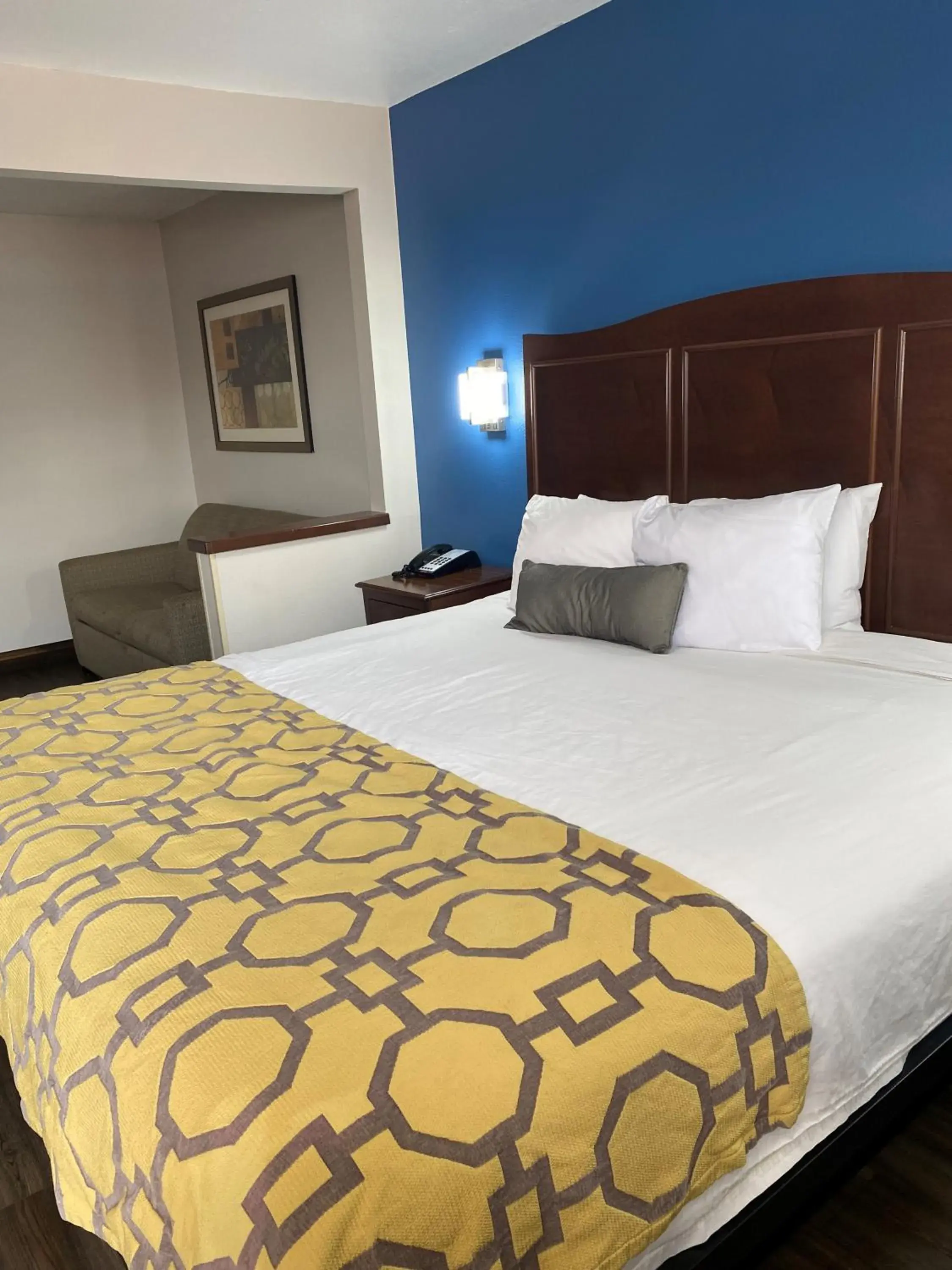 Deluxe Queen Room - Disability Access/Non-Smoking in Baymont by Wyndham Oklahoma City/Quail Springs Deluxe Queen Room - Disability Access/Non-Smoking in Baymont by Wyndham Oklahoma City/Quail Springs