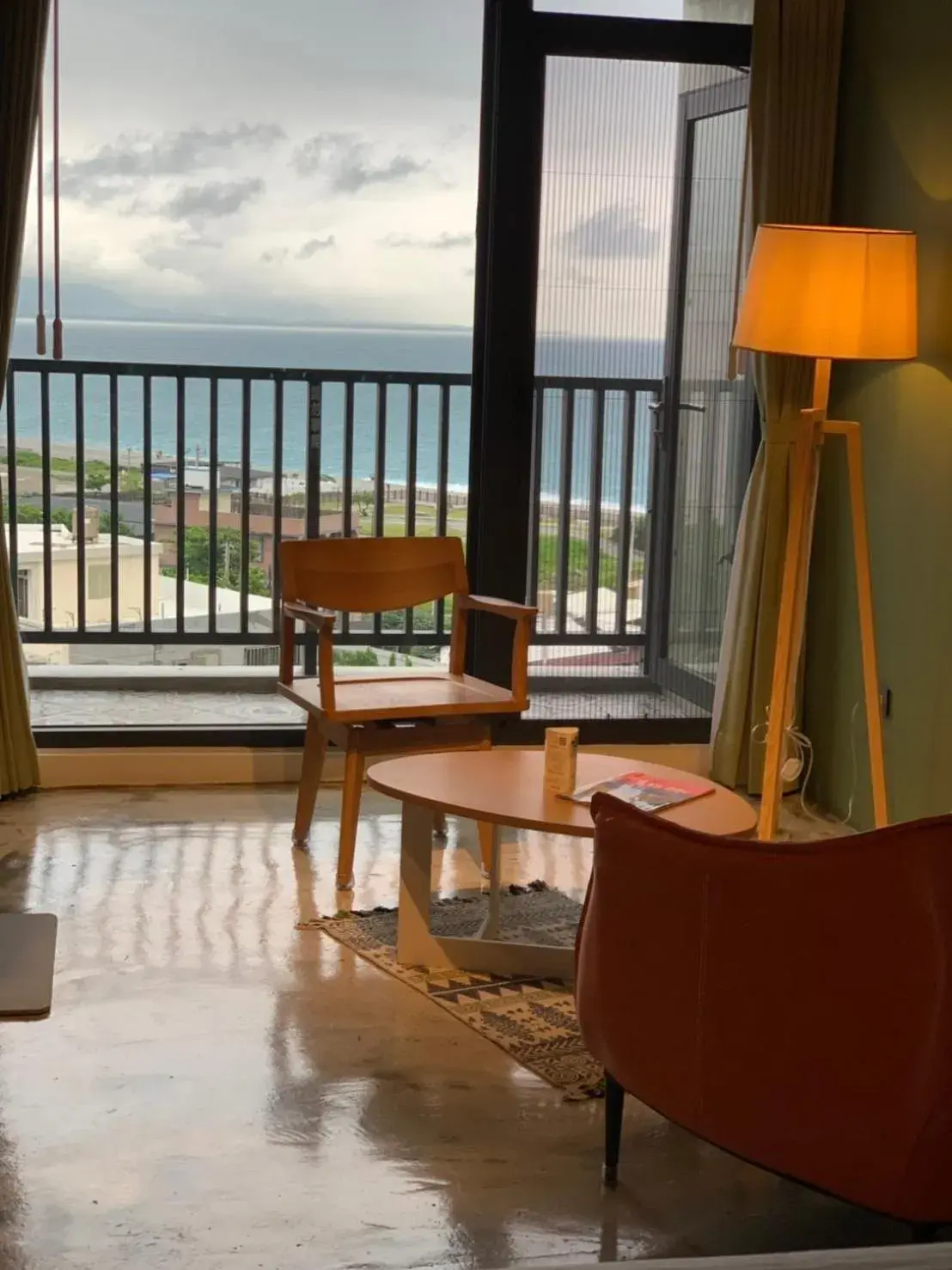 Deluxe Double Room with Balcony and Sea View in Come Sit Hostel Deluxe Double Room with Balcony and Sea View in Come Sit Hostel