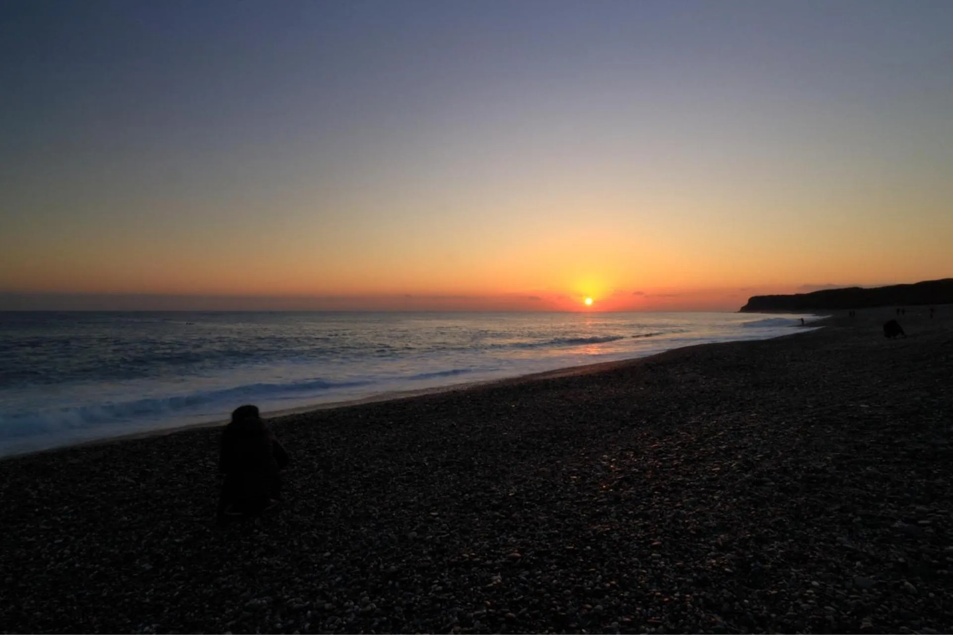 Sunrise in Come Sit Hostel