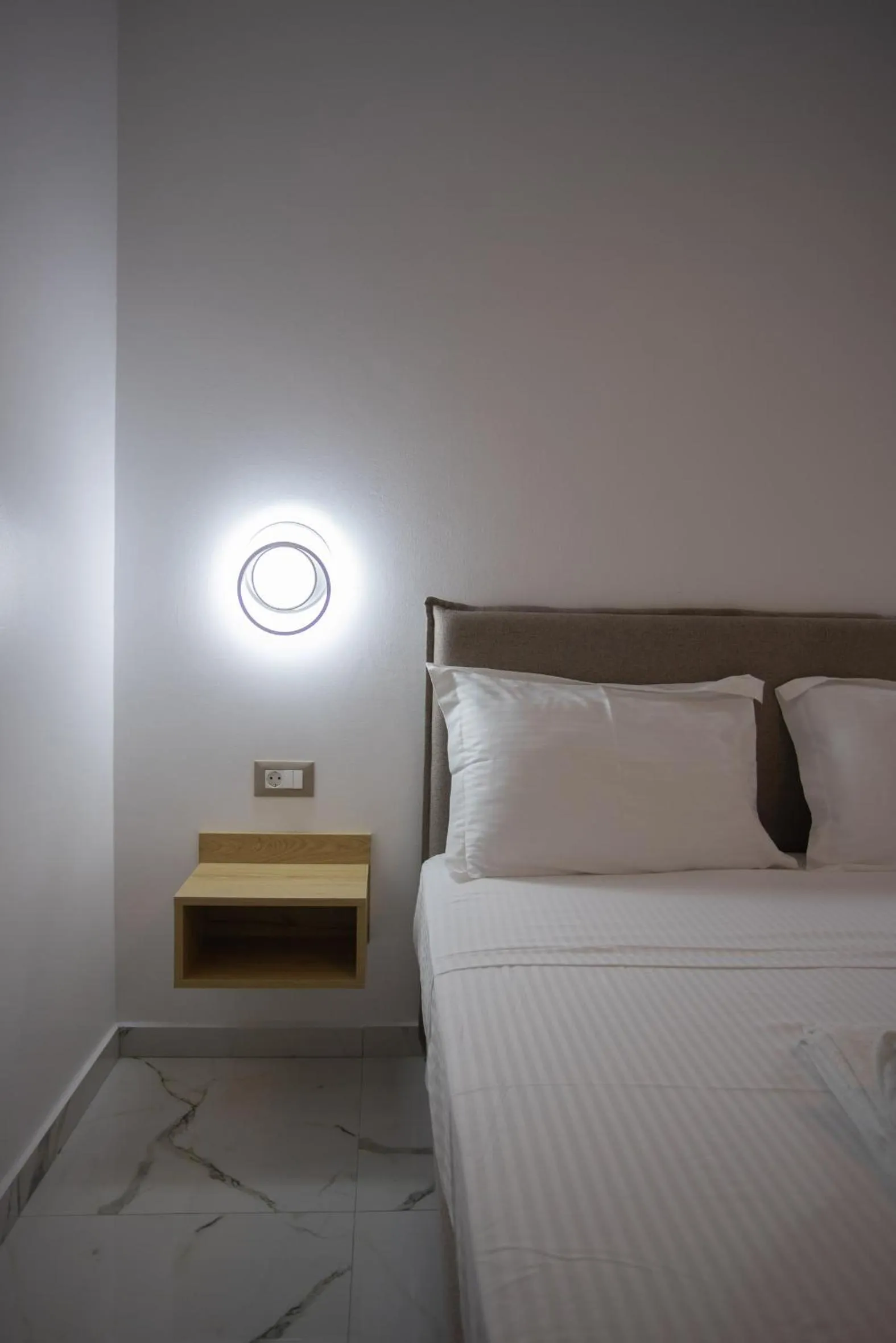 Bedroom, Bed in Star Hotel