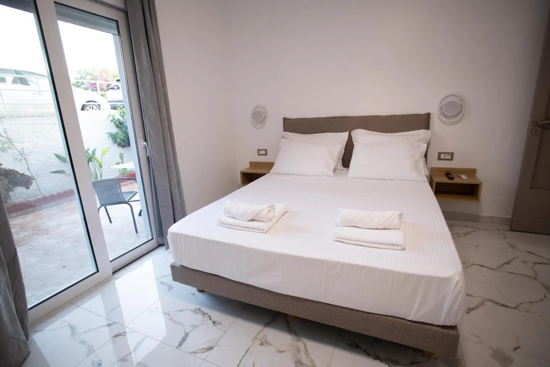 Photo of the whole room, Bed in Star Hotel