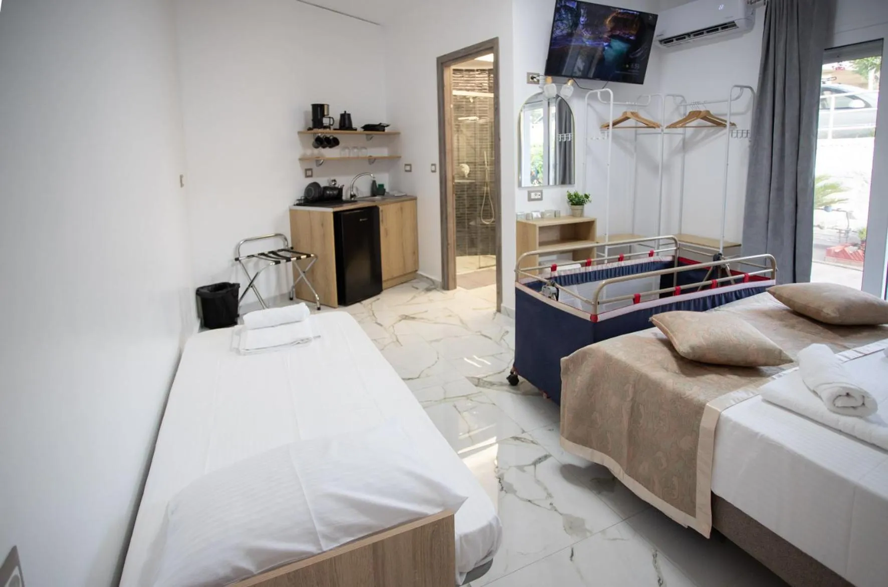 Photo of the whole room, Bed in Star Hotel