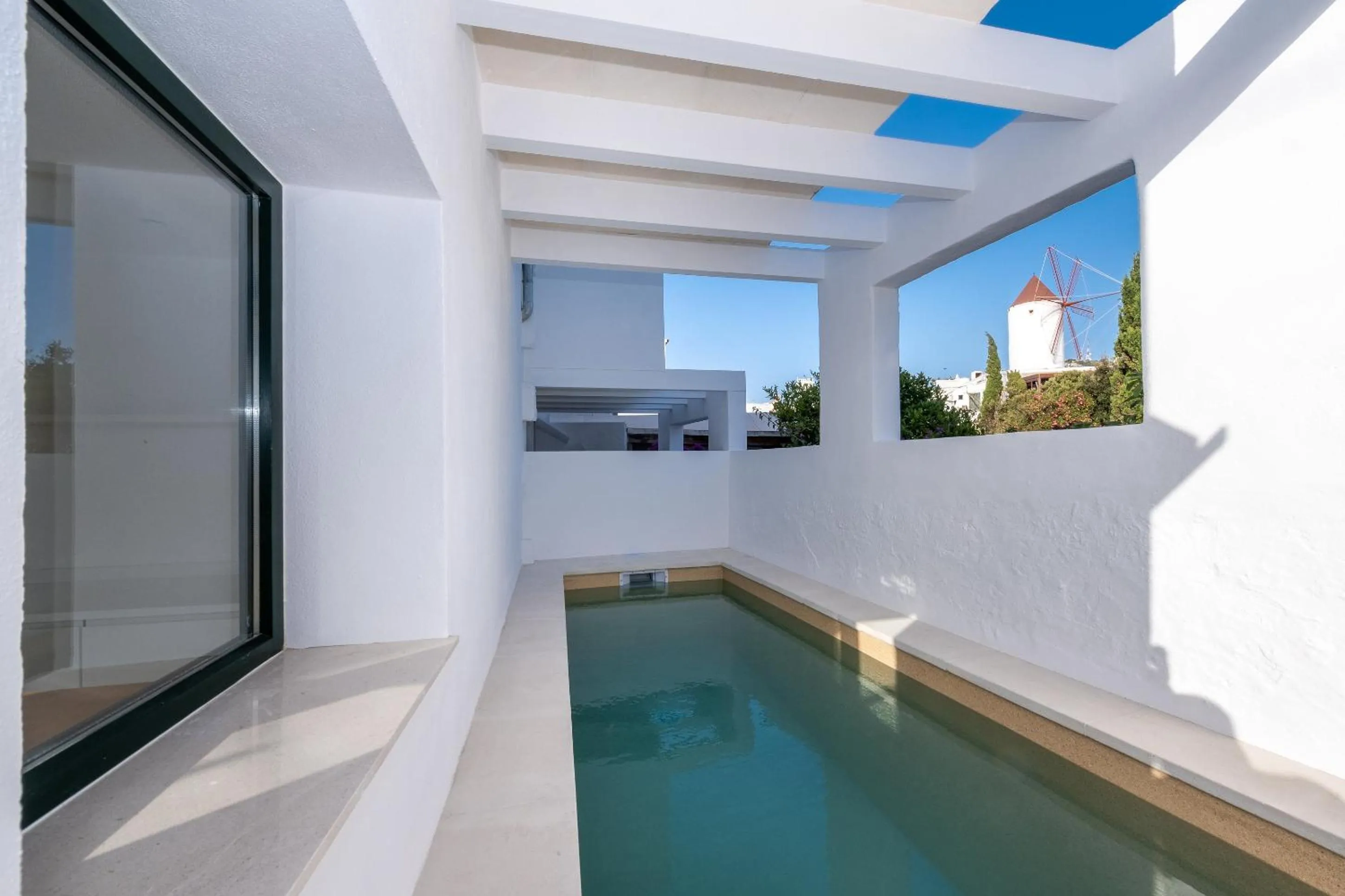 Pool view in Hotel m - 27