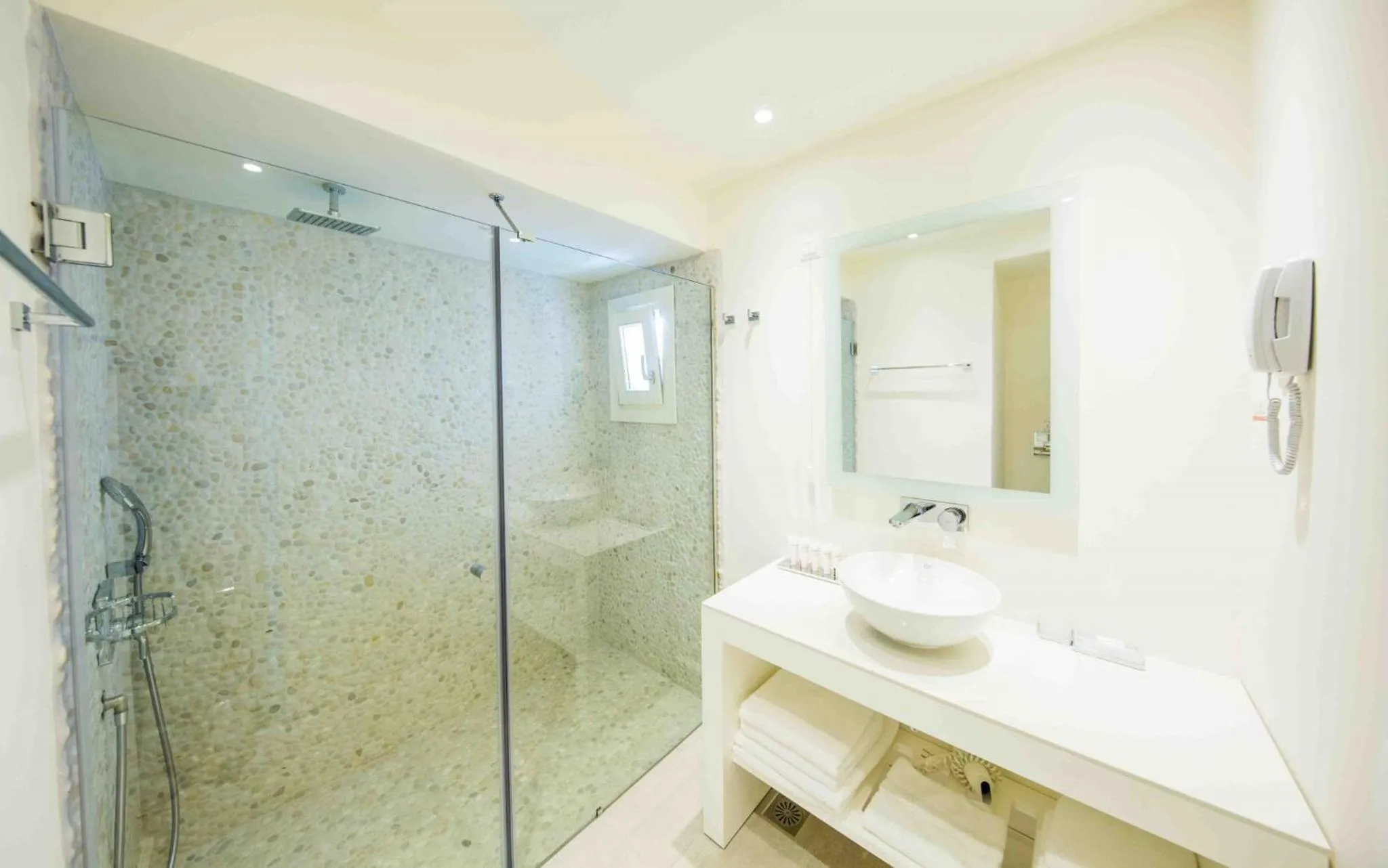 Bathroom in Marpunta Resort, Santikos Collection