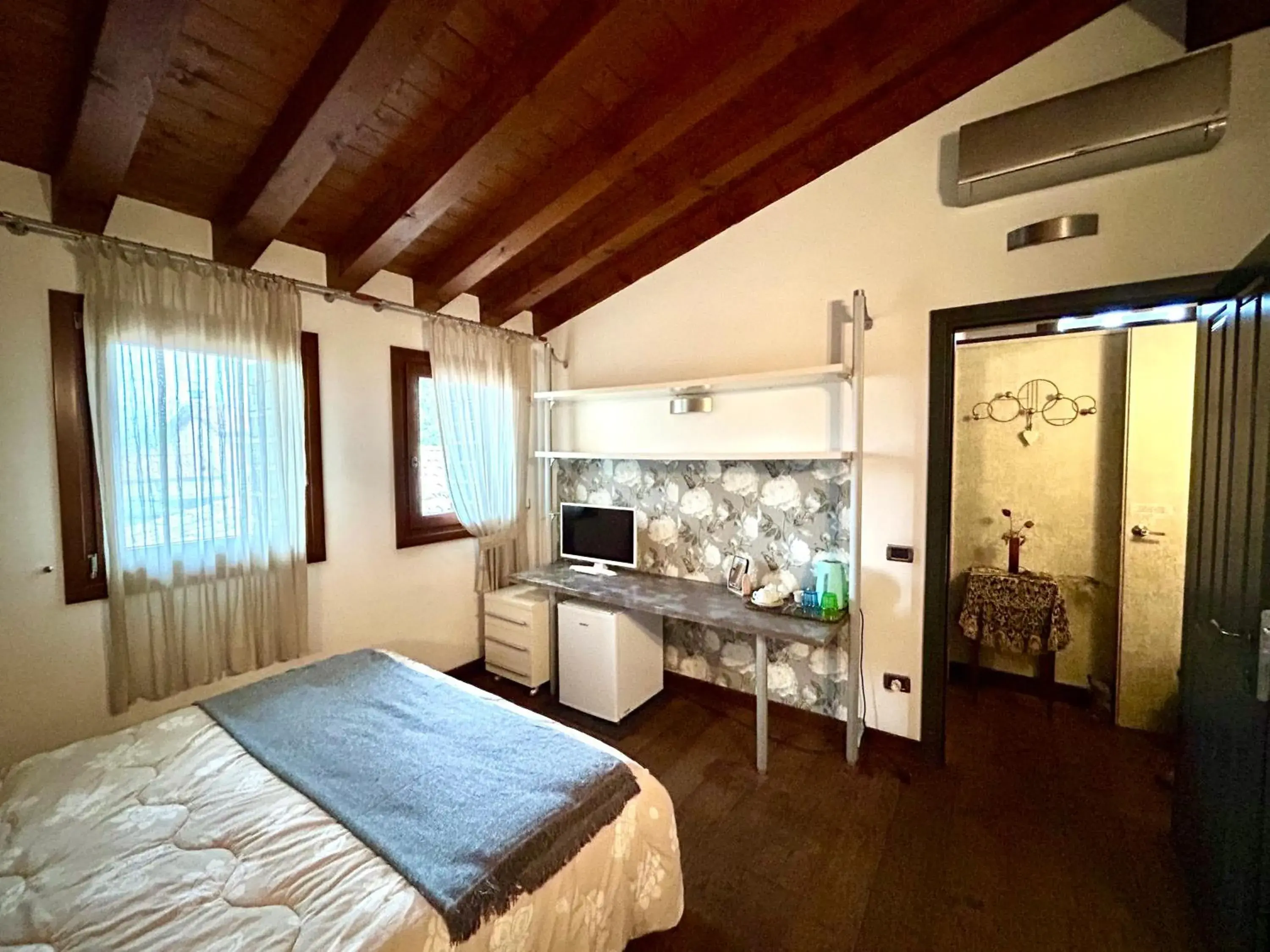 Triple Room with Private External Bathroom in Damabianca Triple Room with Private External Bathroom in Damabianca