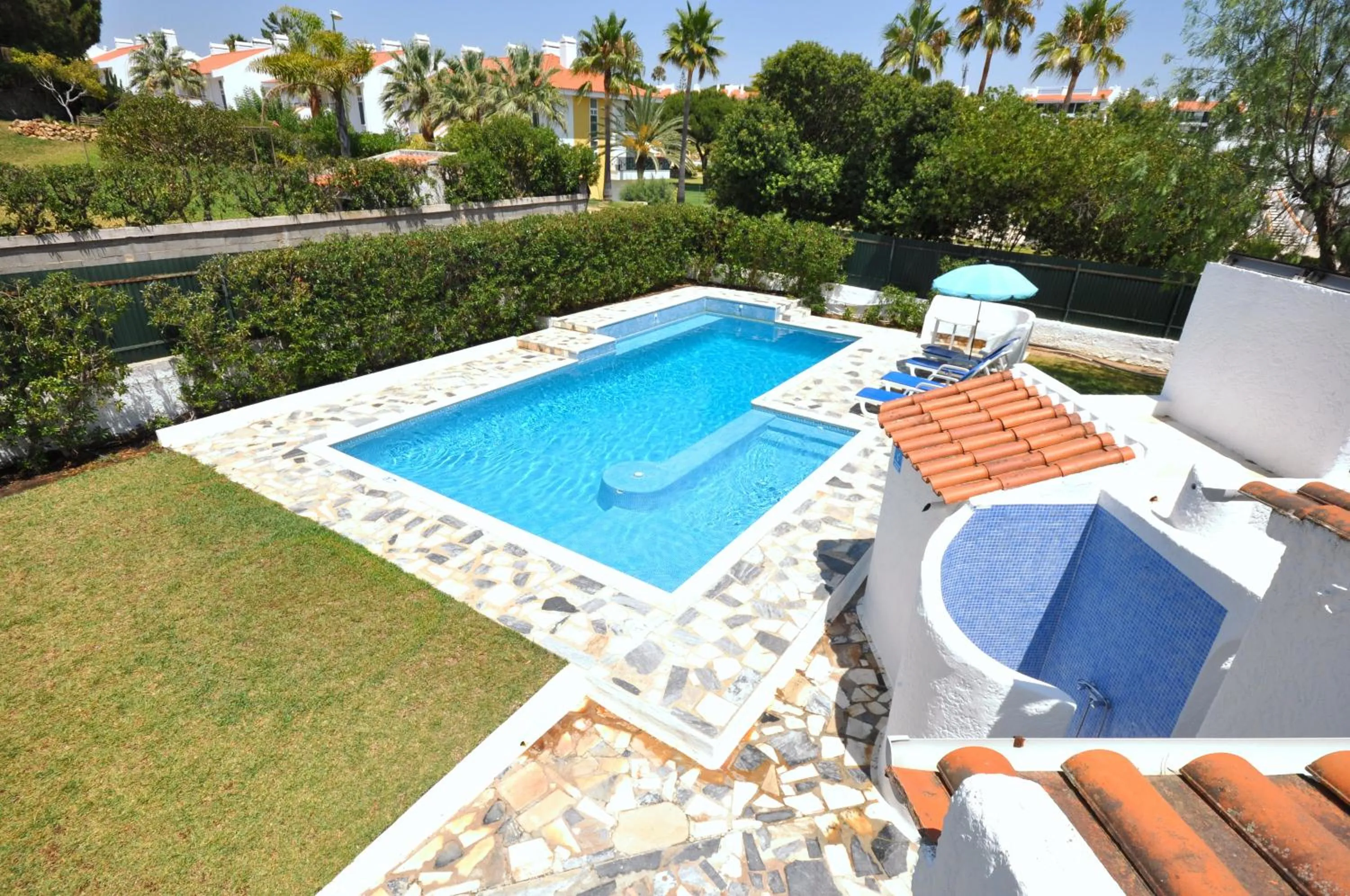 Delightful single-storey villa, private pool, free air conditioning and wifi