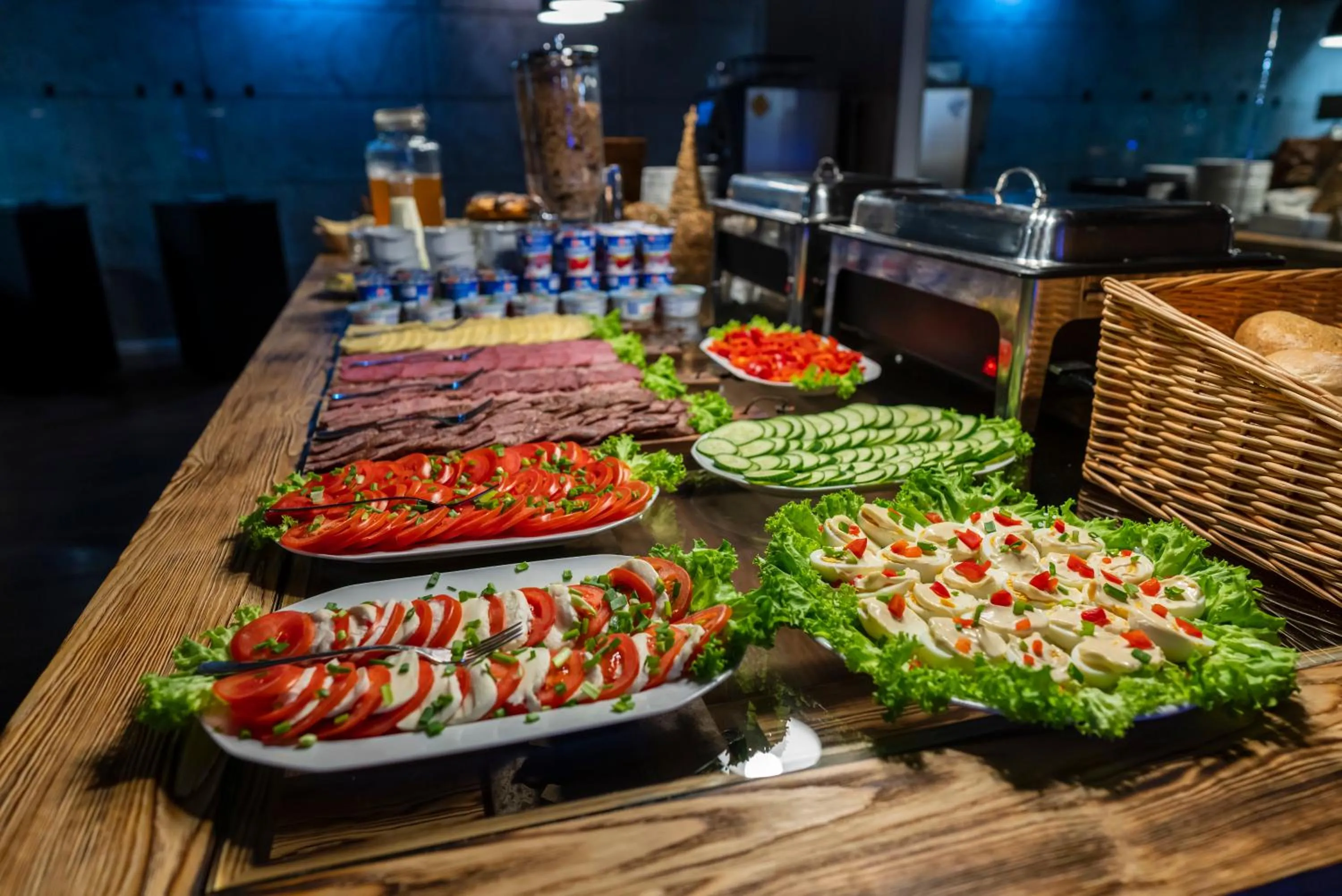 Buffet breakfast in Apartamentowiec Kuźniar