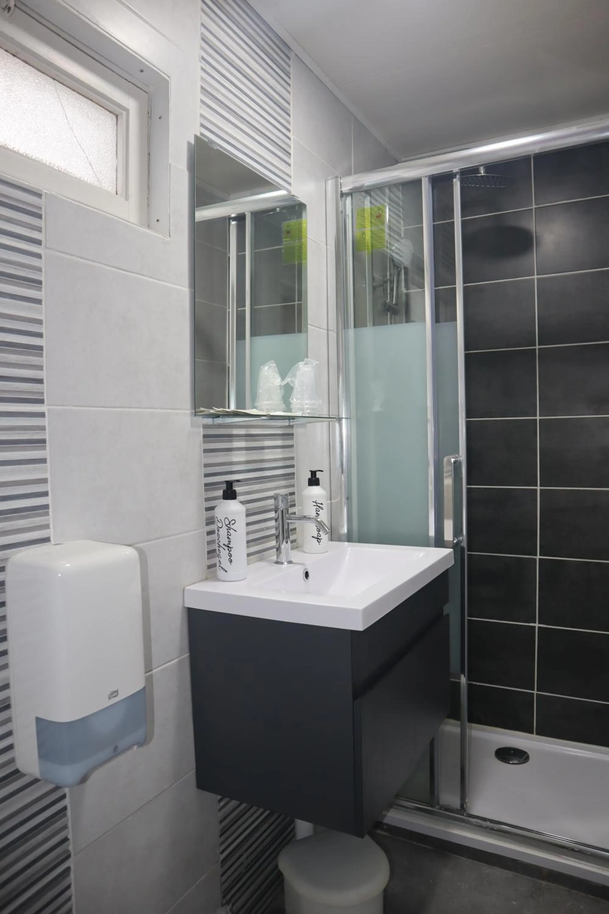 Shower in Le Bellerive