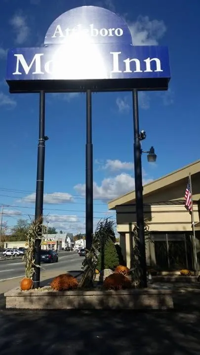 Area and facilities in Attleboro Motor Inn