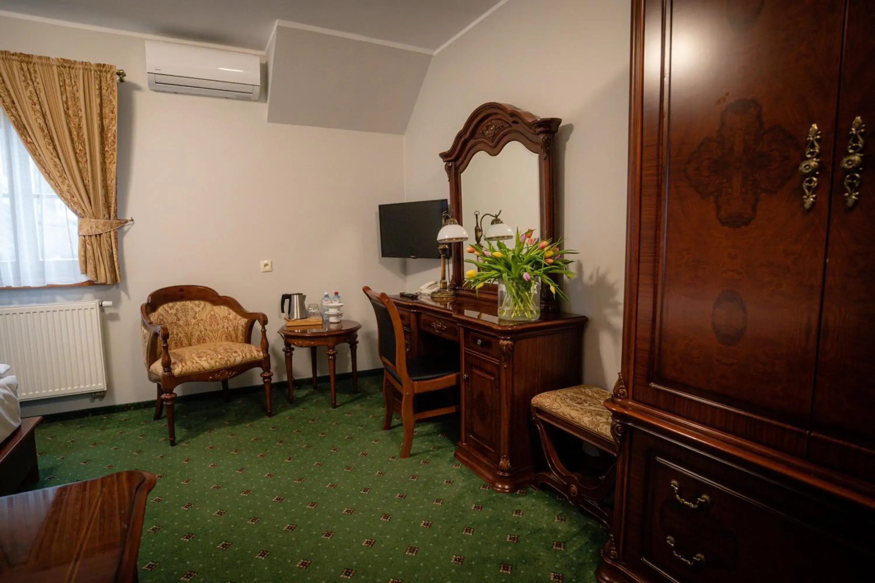 Pokój dwuosobowy twin Delux z klimatyzacją in Hotel Górski Pokój dwuosobowy twin Delux z klimatyzacją in Hotel Górski