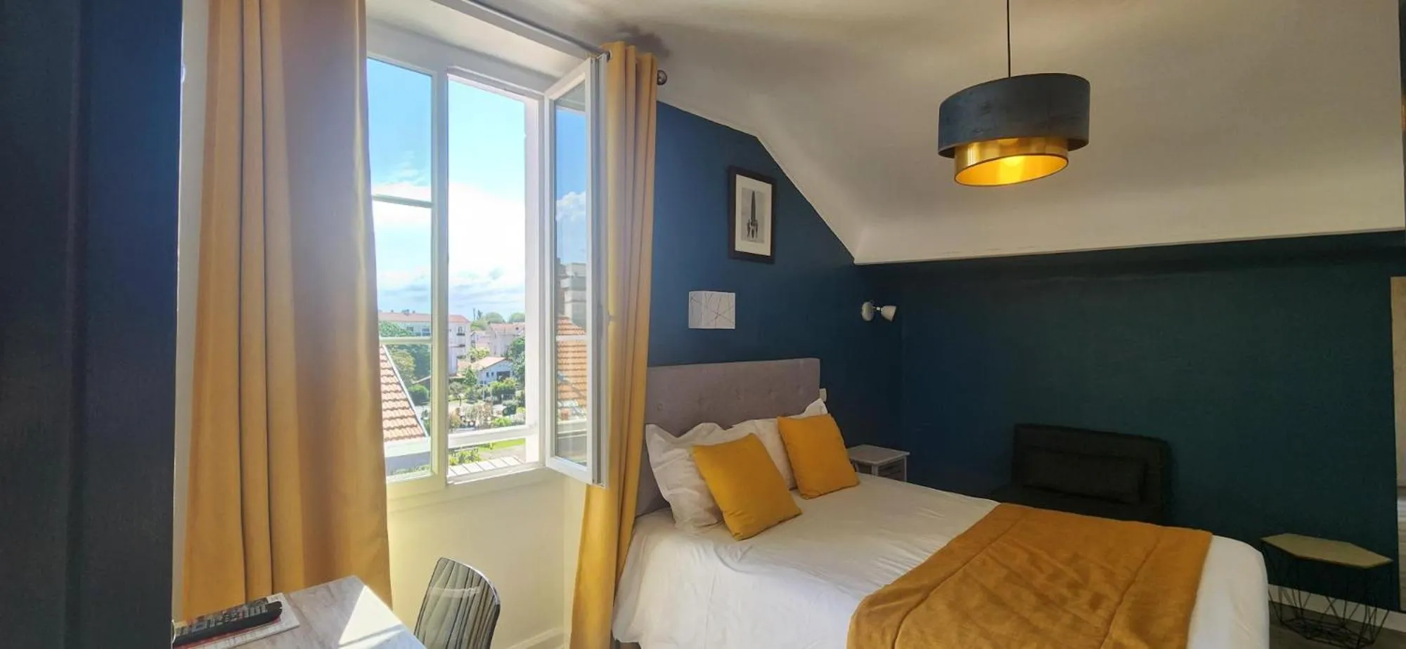 View (from property/room), Bed in Hôtel Parc Mazon-Biarritz