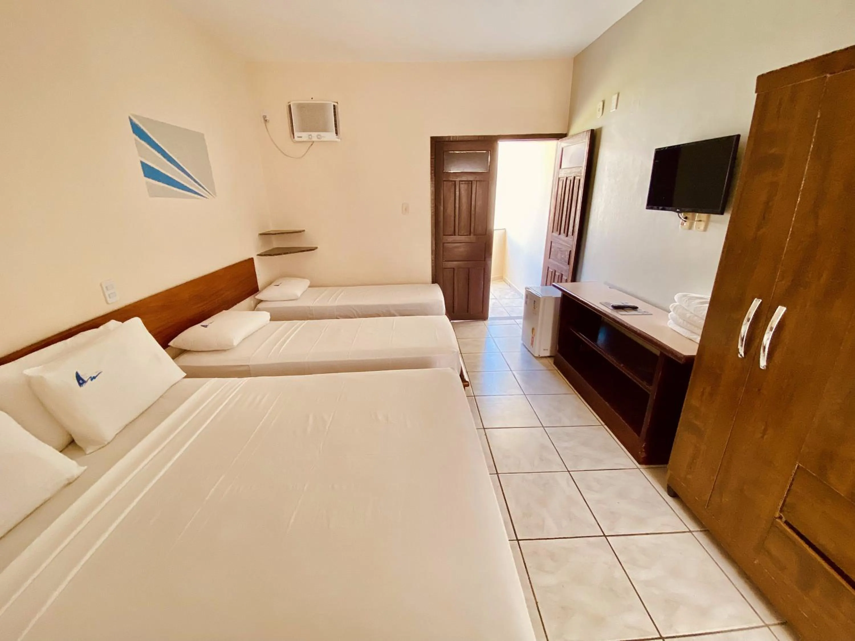 Bed in Hotel Porto das Ancoras