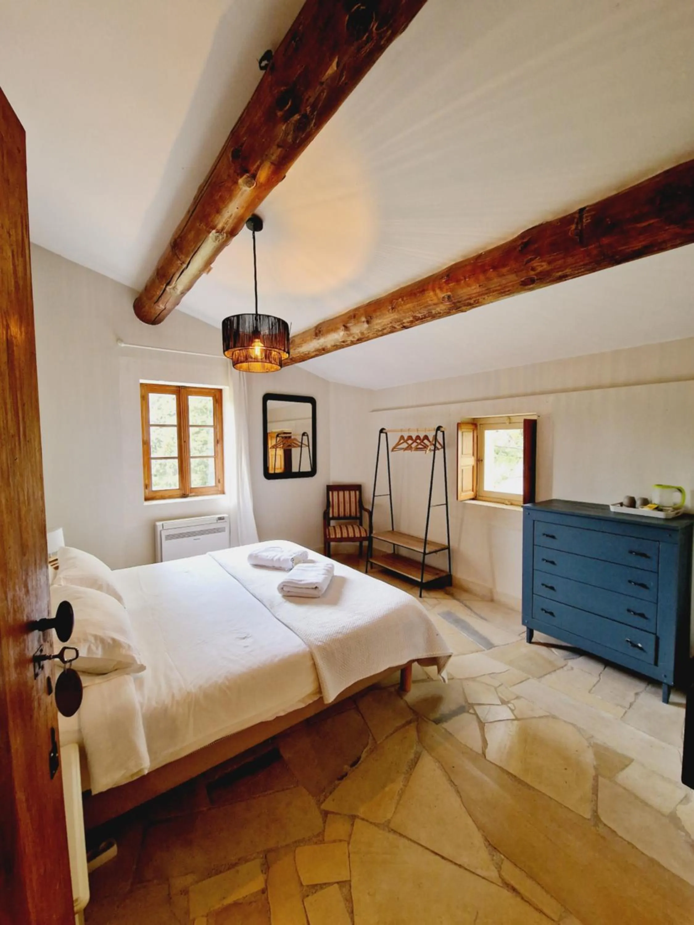 Bed in Mas du Rollier Chambres d'hôtes