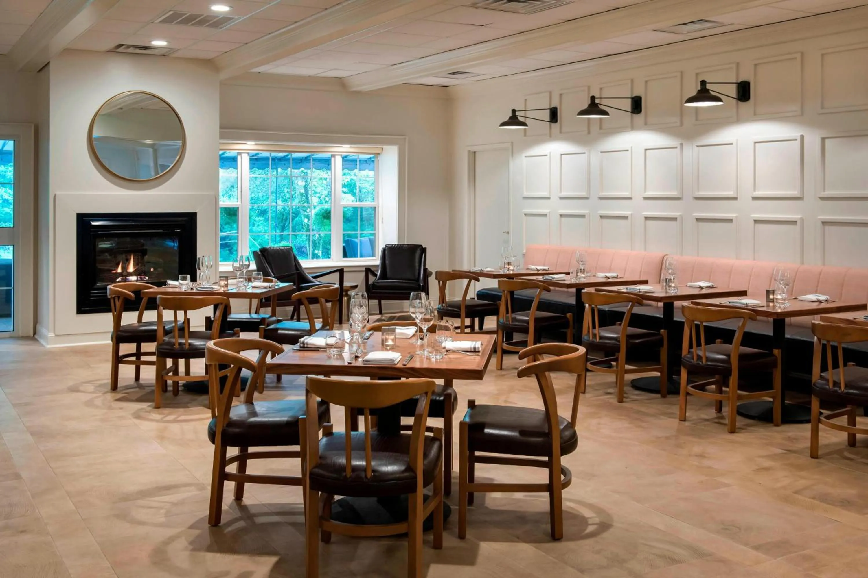 Restaurant/places to eat in Delta Hotels by Marriott Basking Ridge