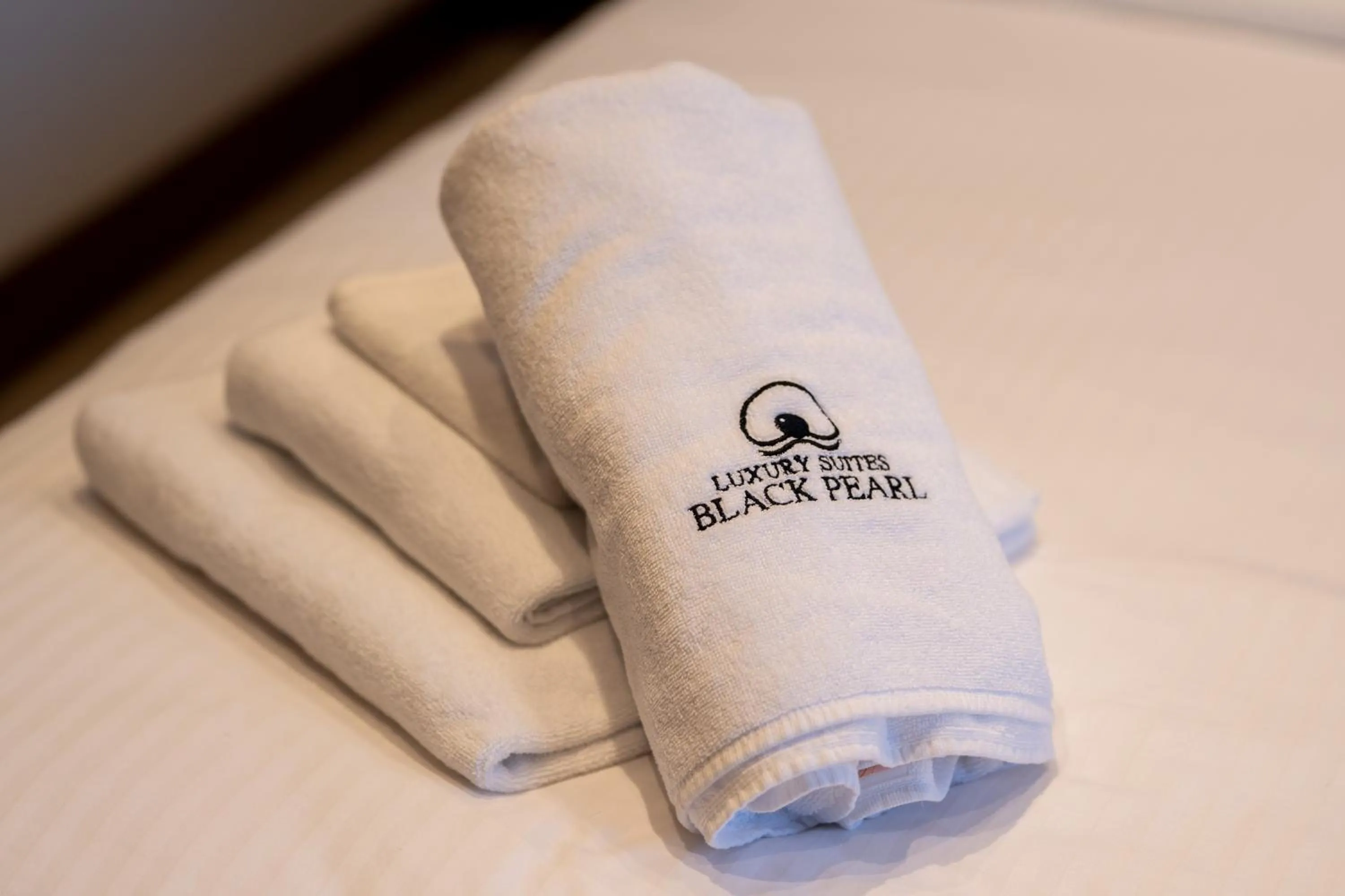 towels in Black Pearl Luxury Suites